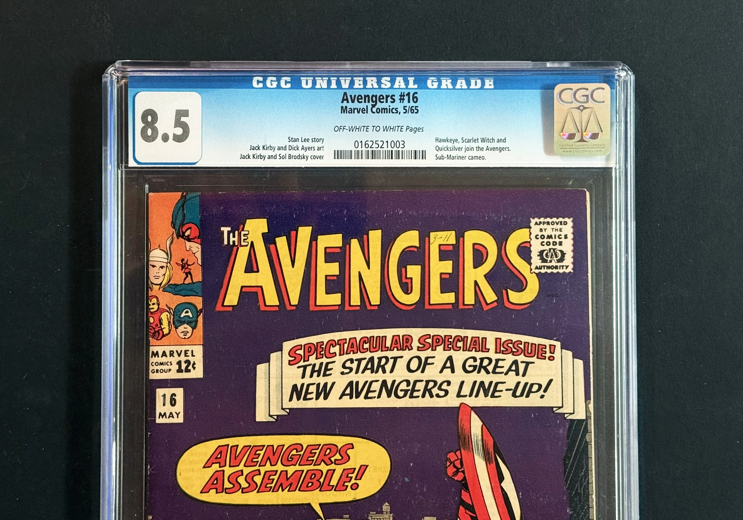 AVENGERS 16_top.jpg