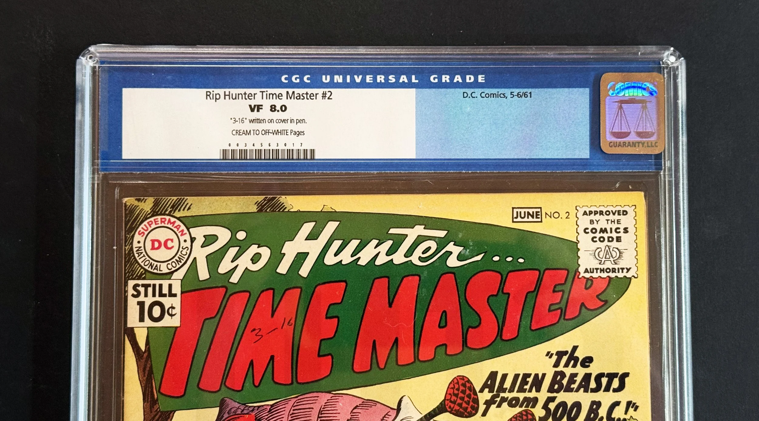 RIP HUNTER TOP.jpg