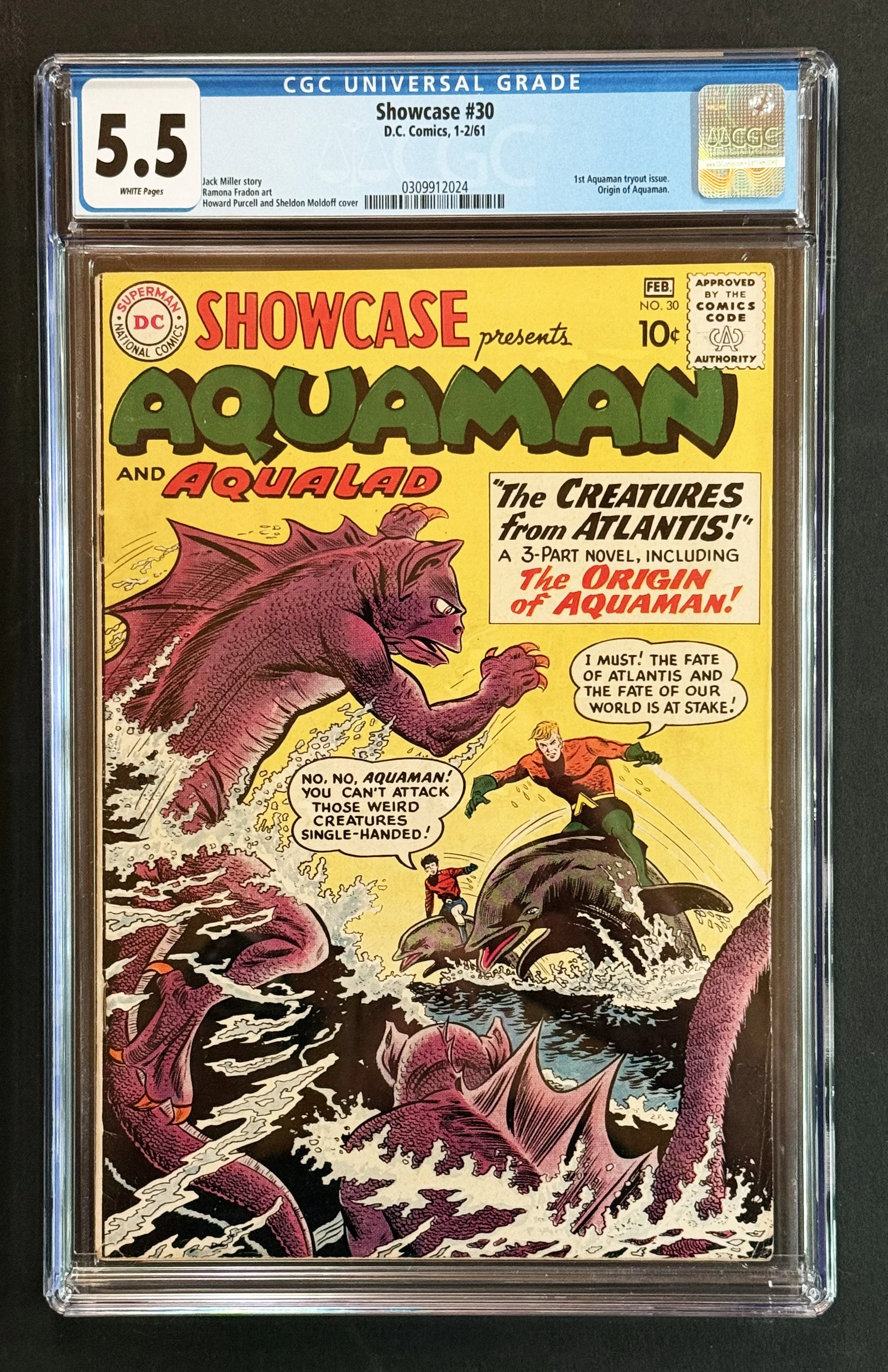 SHOWCASE 30 FRONT.jpg