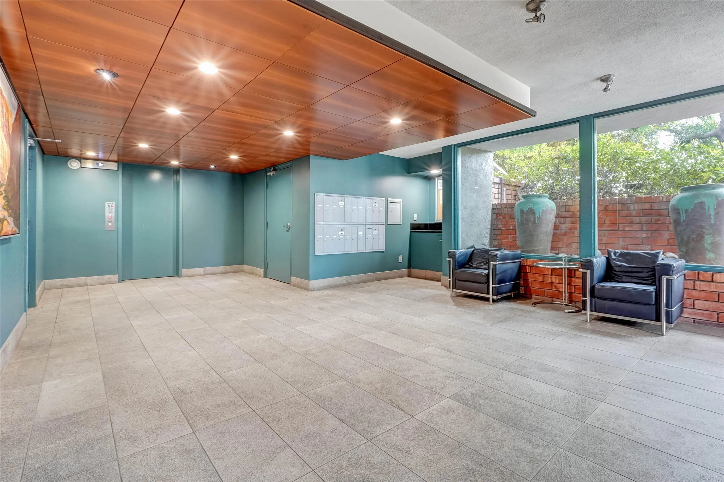 02-930 California Avenue Unit 301-2.jpg