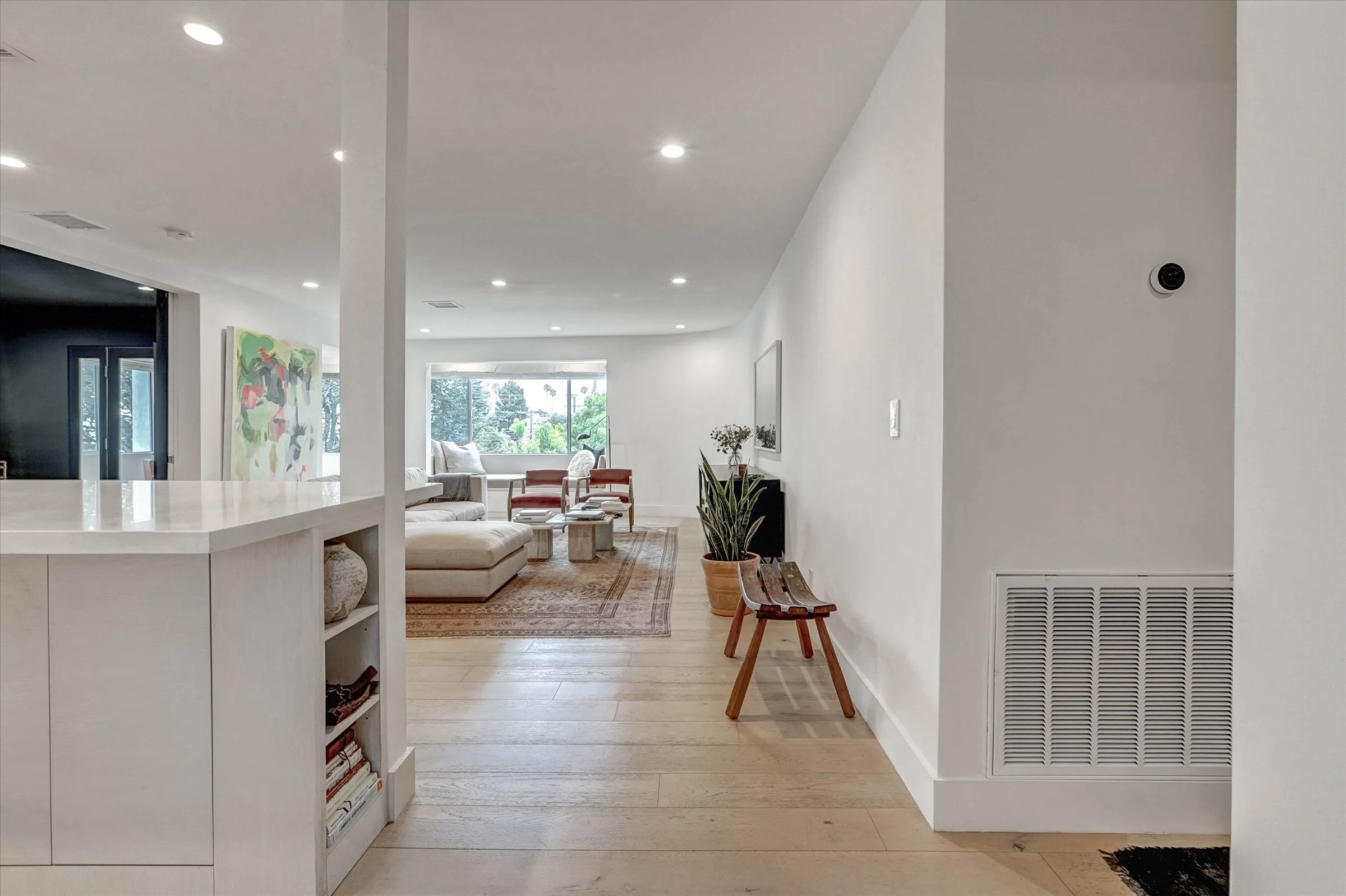 06-930 California Avenue Unit 301-6.jpg