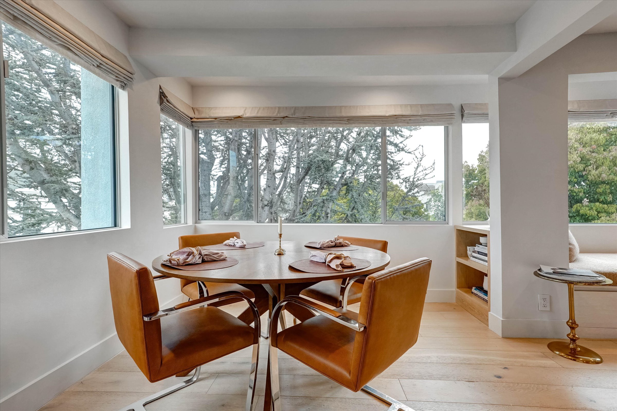 23-930 California Avenue Unit 301-23.jpg