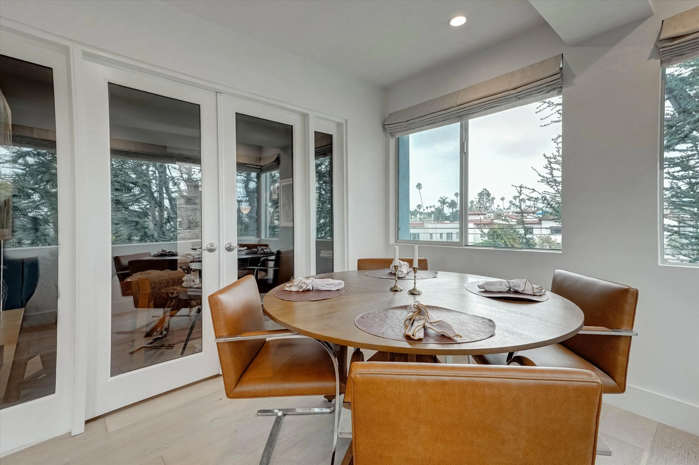 24-930 California Avenue Unit 301-24.jpg