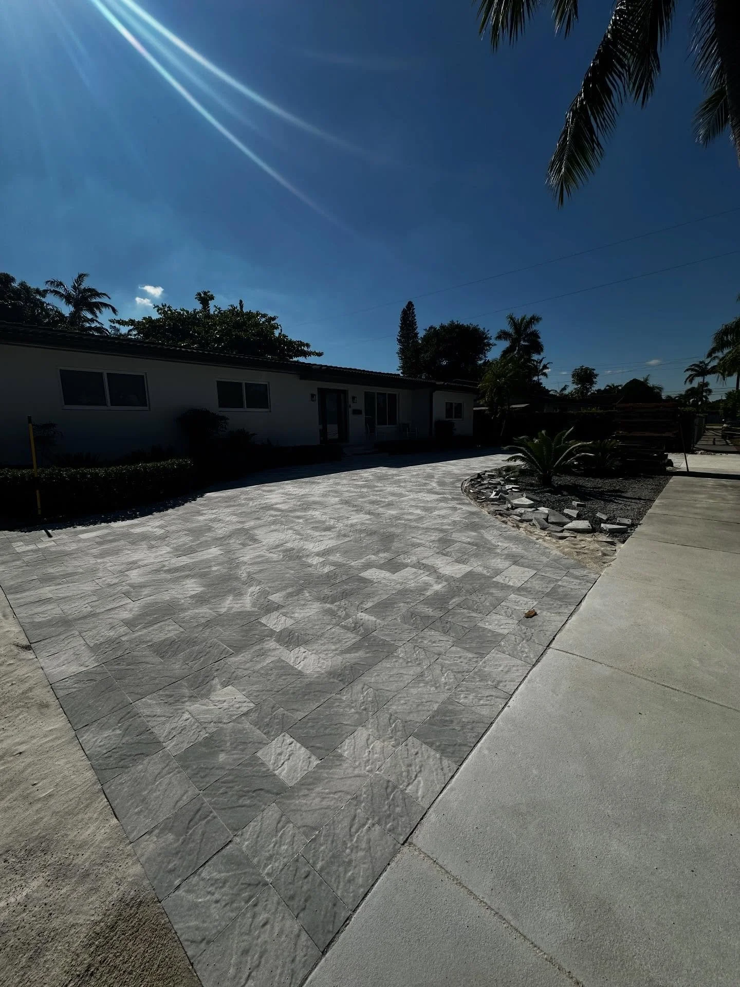 Where every arrival feels like an grand entrance. #pavers #stone #miami #miamiflorida #aspalt #driveways #miamidriveways #pooldecks #paverdriveway #concretedriveways #contractor #paverson #gempavers #flooring #tile #hardcape #hardcapemiami #stonework