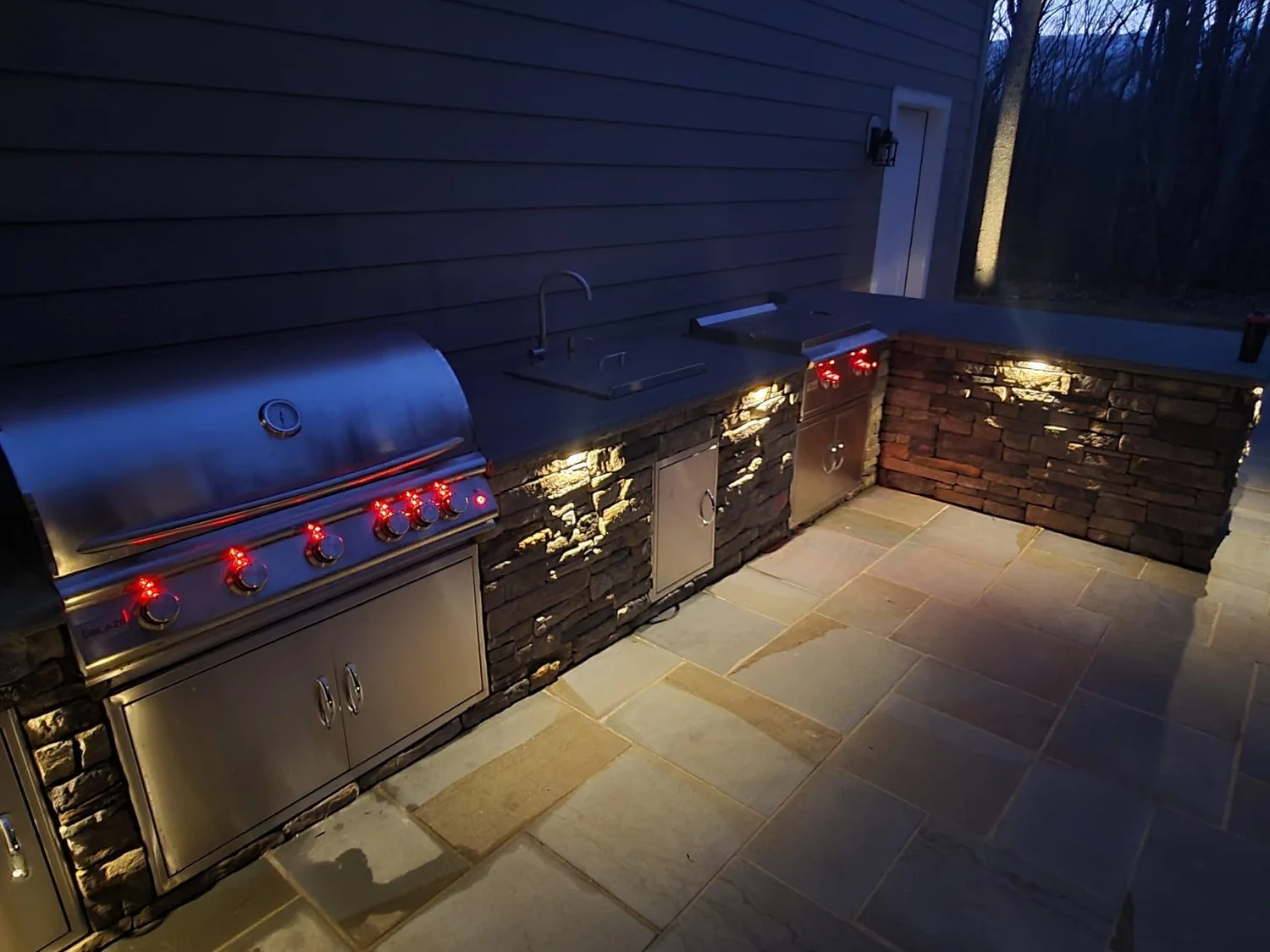 Outdoor Kitchens