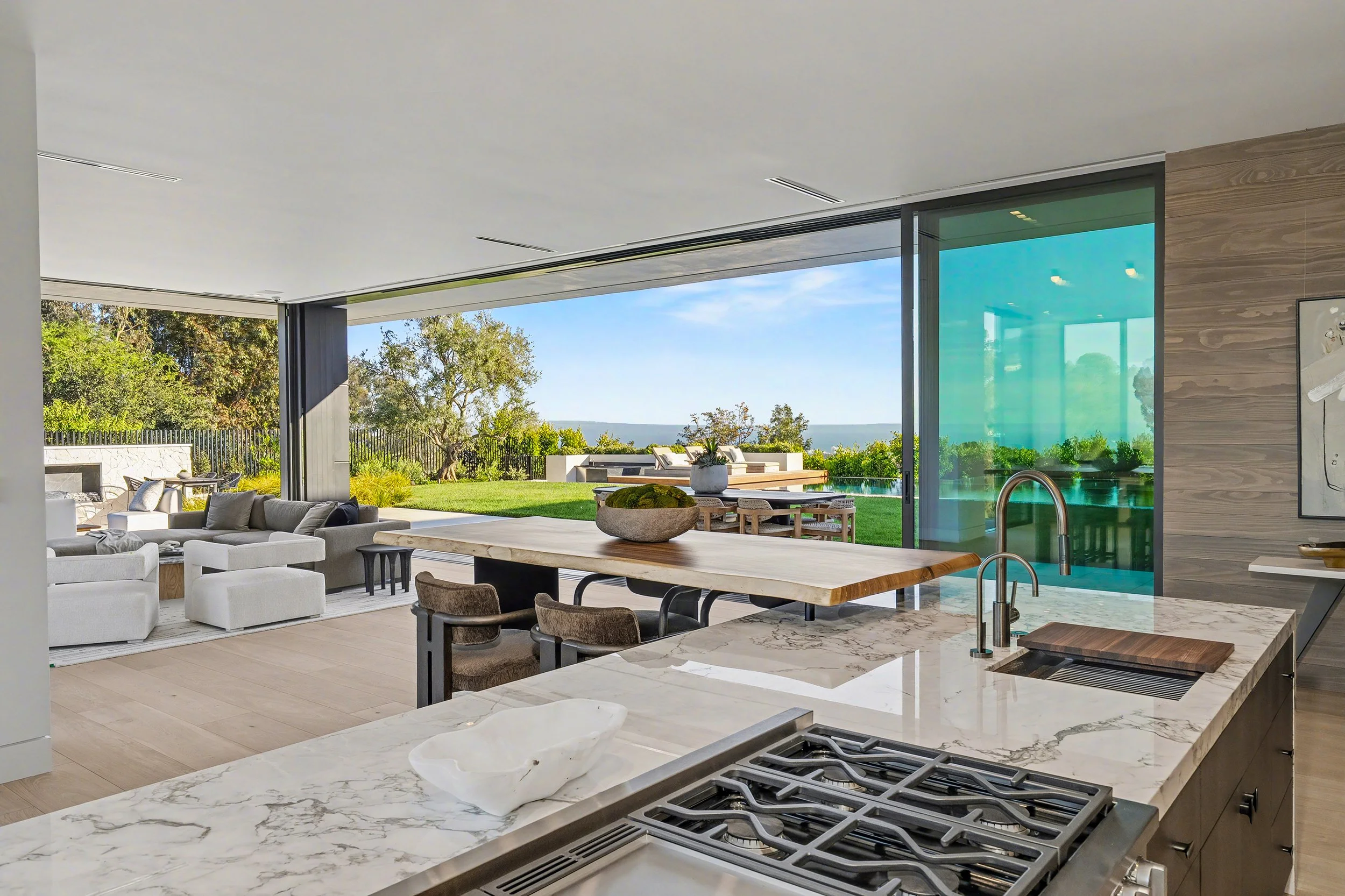 1830 Mango Way-077.JPG