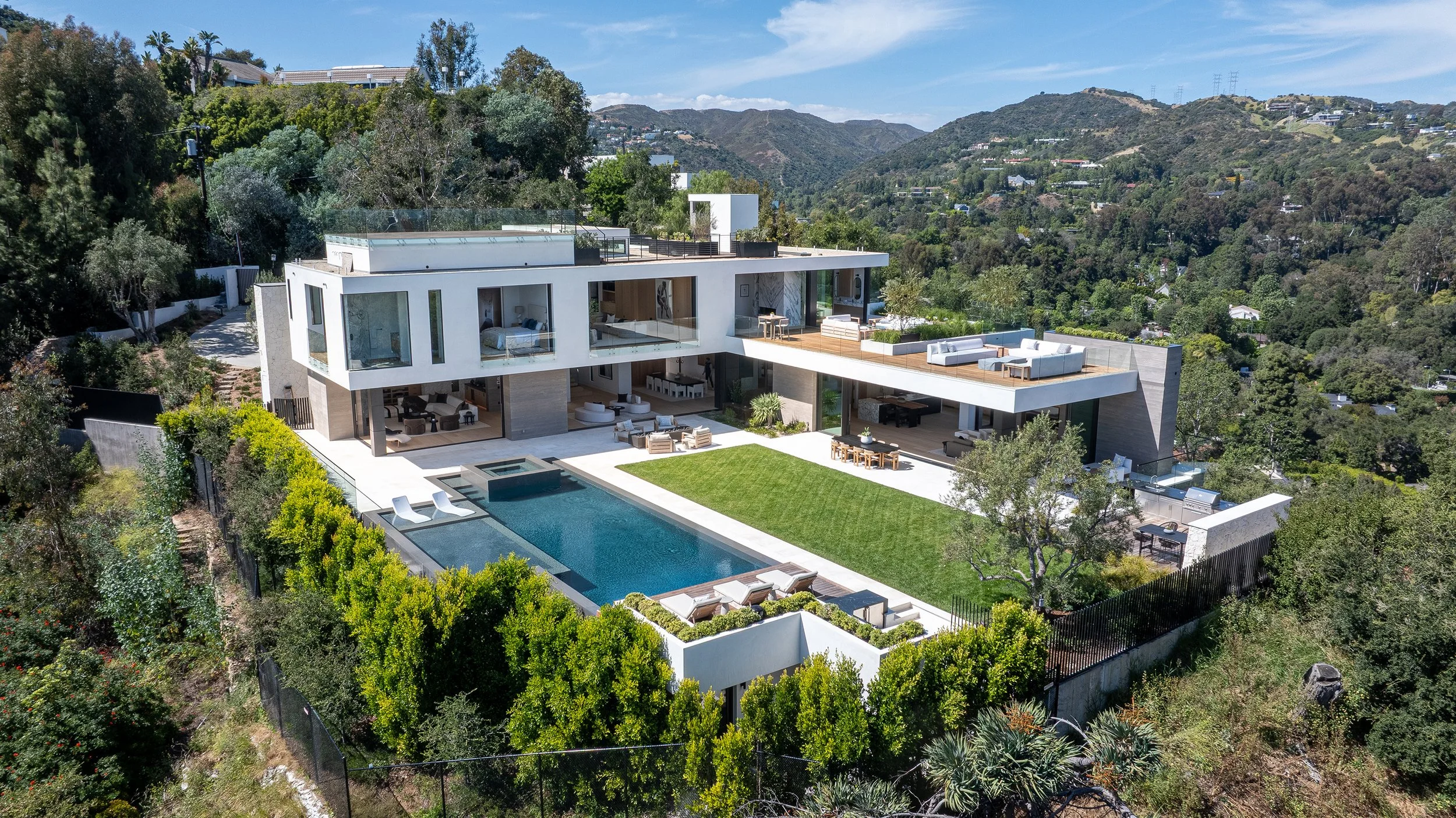 1830 Mango Way-002.JPG