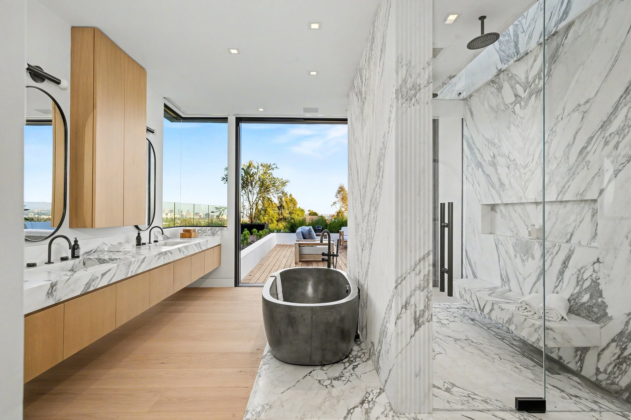1830 Mango Way-144.JPG