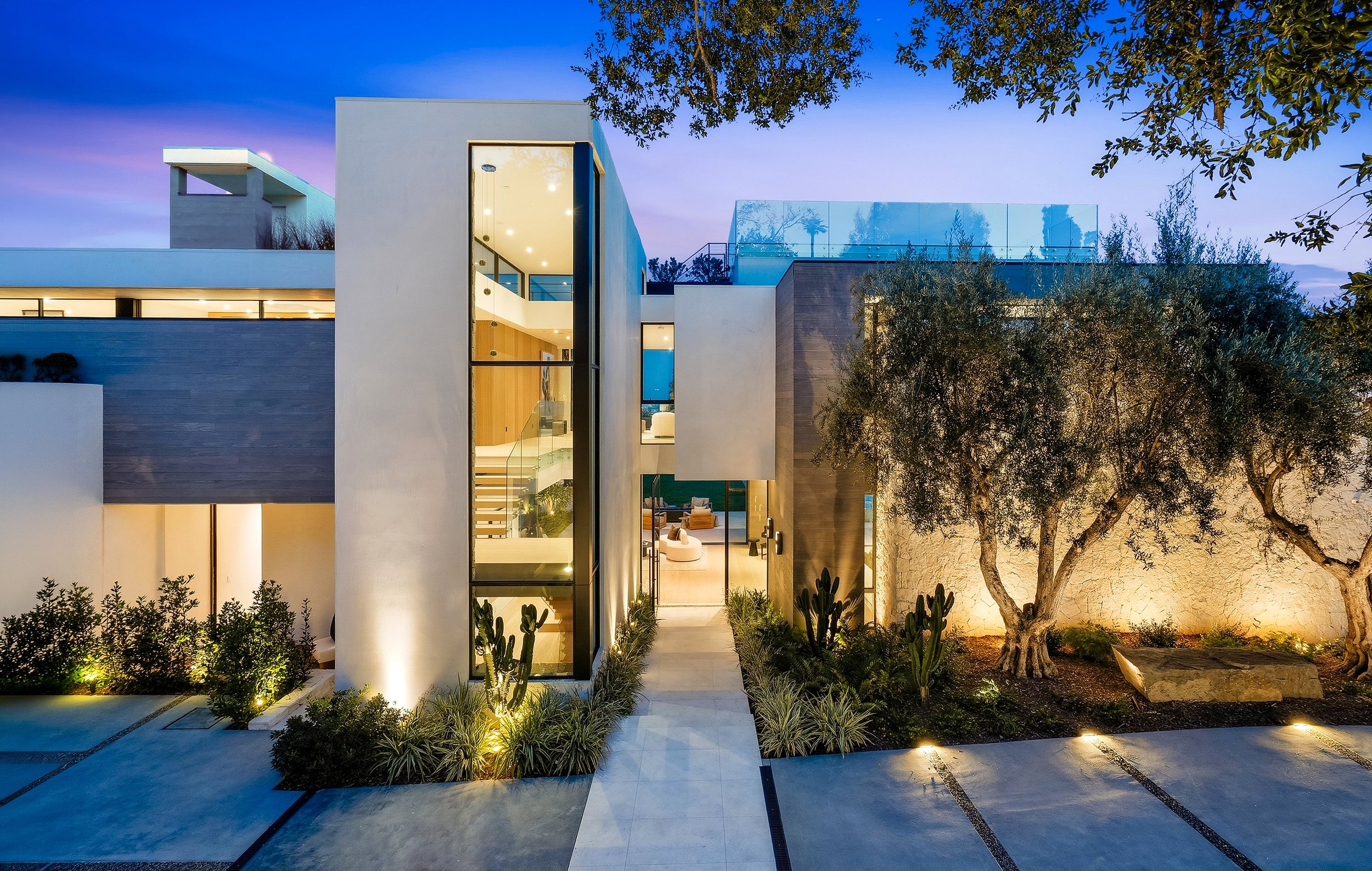 1830 Mango Way-250.JPG