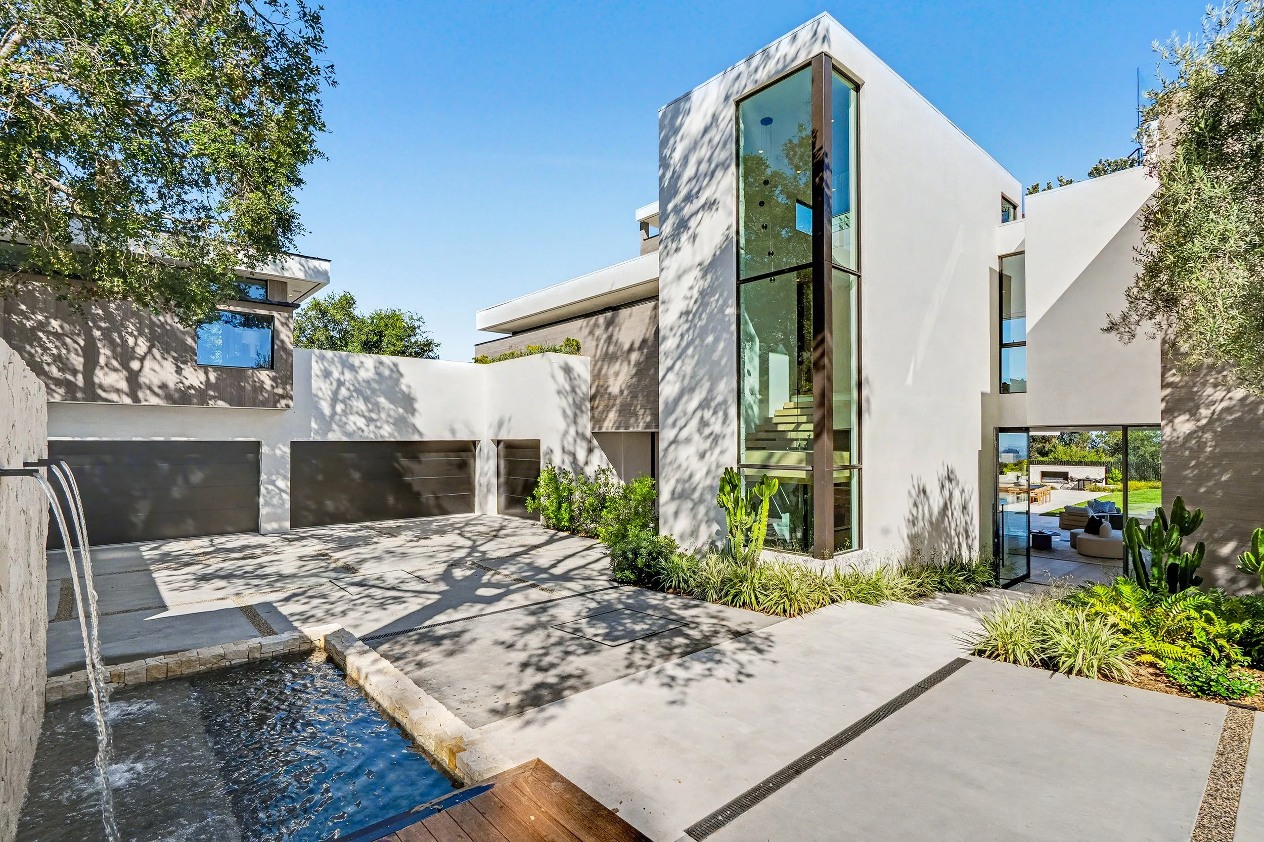 1830 Mango Way-024.JPG