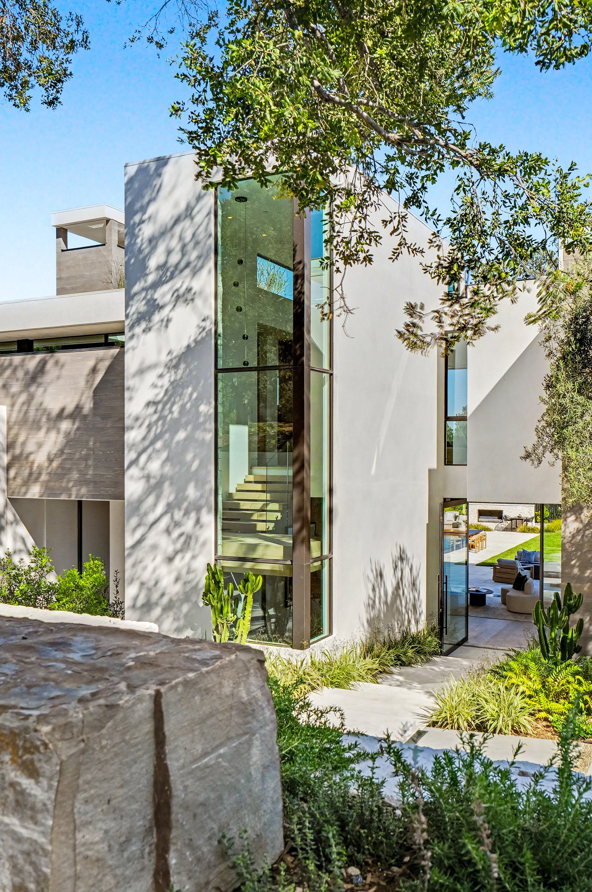 1830 Mango Way-027.JPG