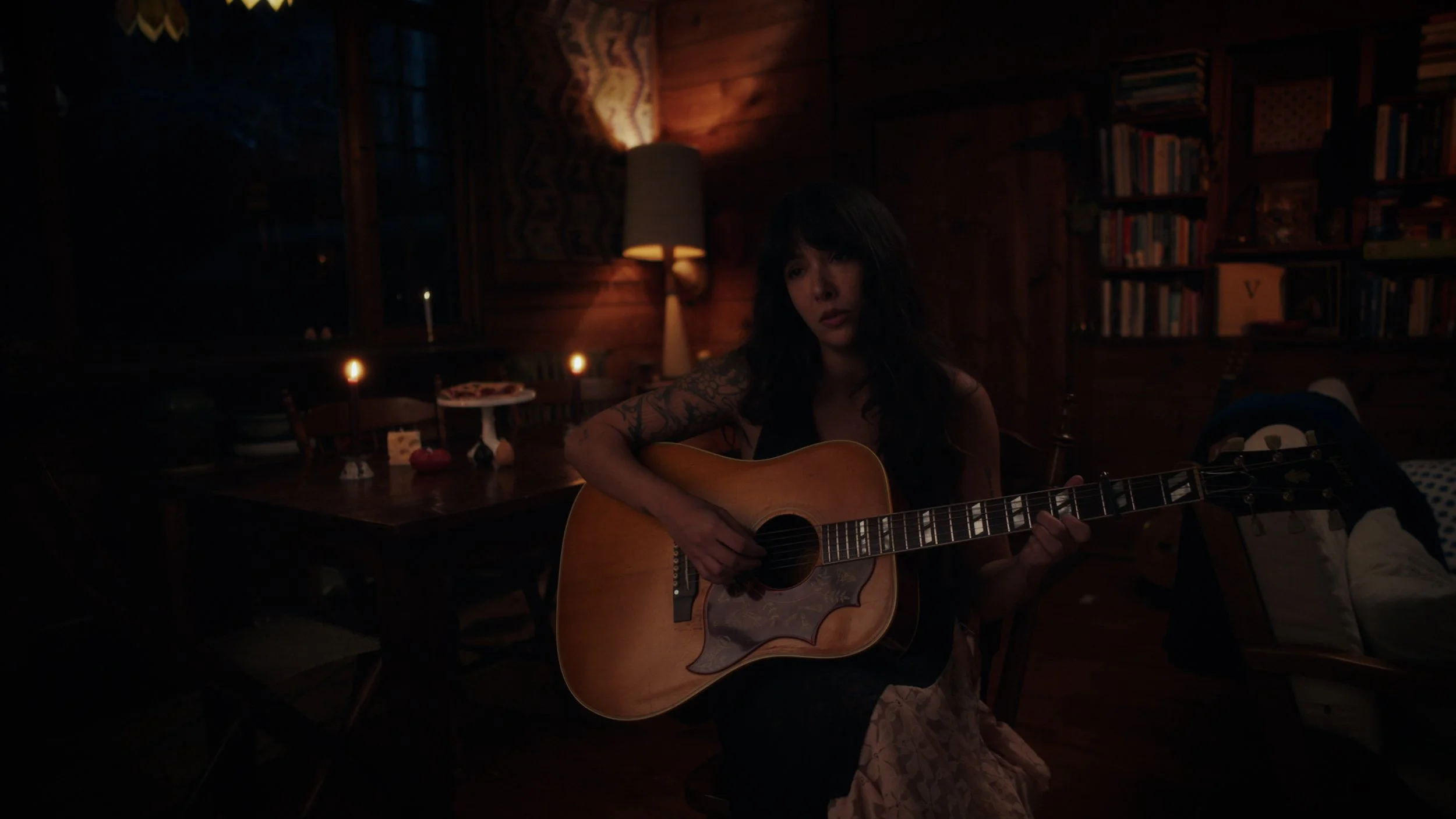 20251209_Biita_TimeGoTimeGone_ProRes_MASTER AUDIO.00_01_21_14.Still012.jpg