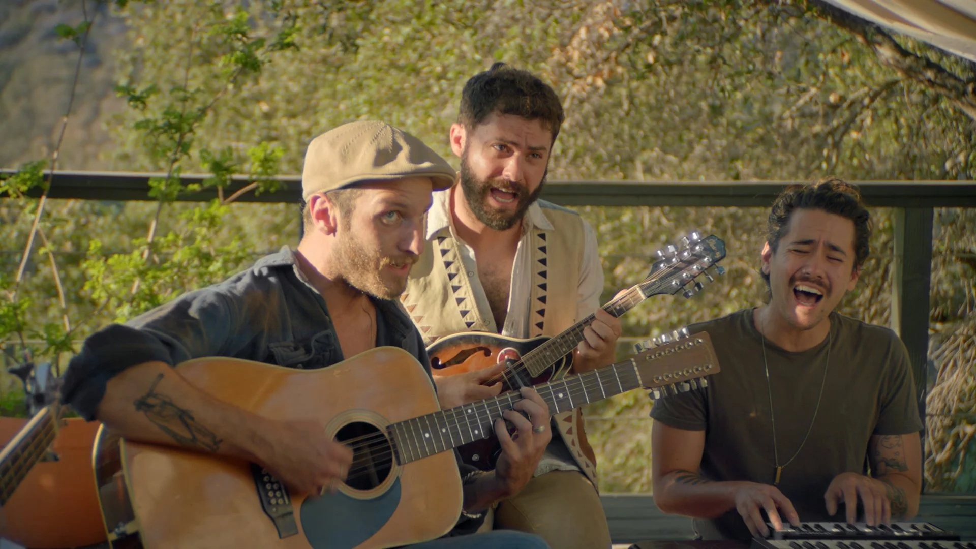 Foxtrails - Floras.00_03_14_07.Still011.jpg