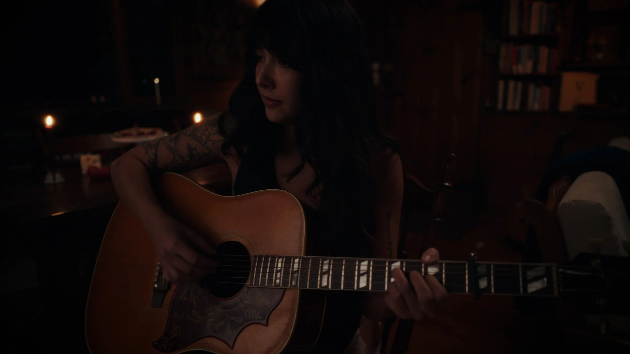 20251209_Biita_TimeGoTimeGone_ProRes_MASTER AUDIO.00_01_56_15.Still013.jpg