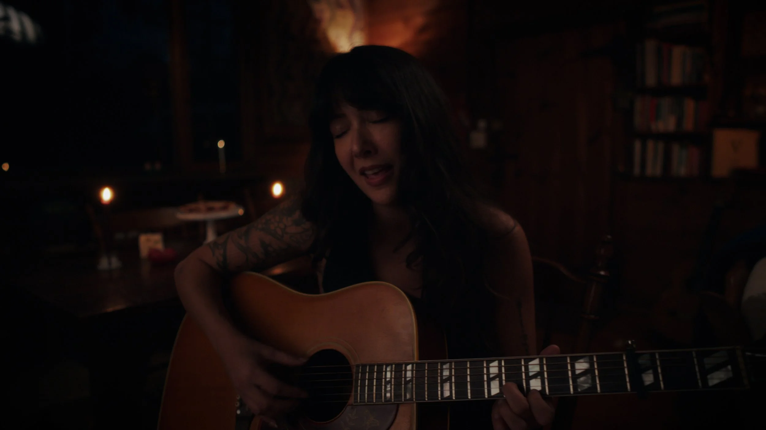 20251209_Biita_TimeGoTimeGone_ProRes_MASTER AUDIO.00_01_06_17.Still011 (1).jpg