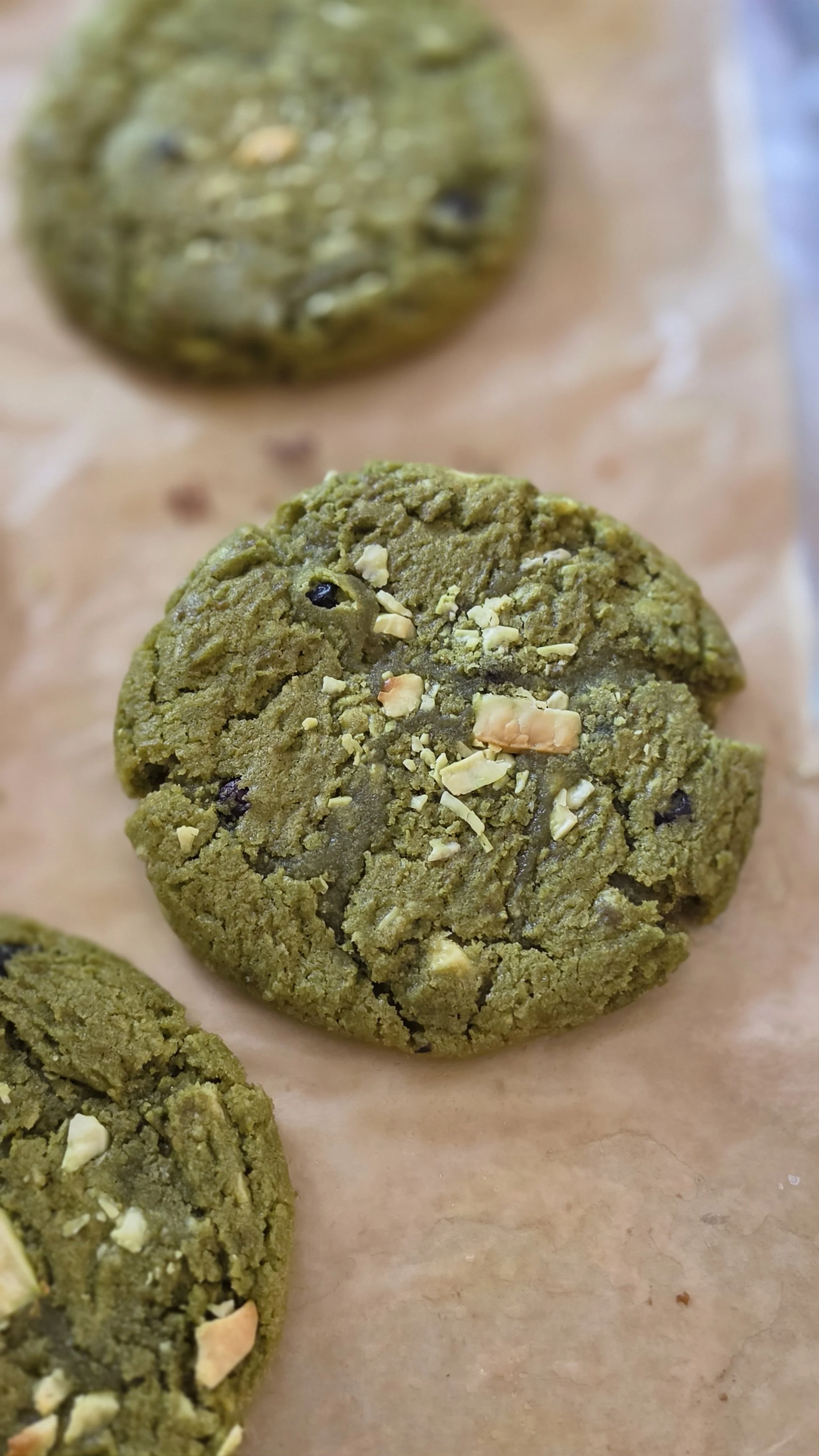 closeup of a Please Matcha My Vibe cookie looking beautiful.