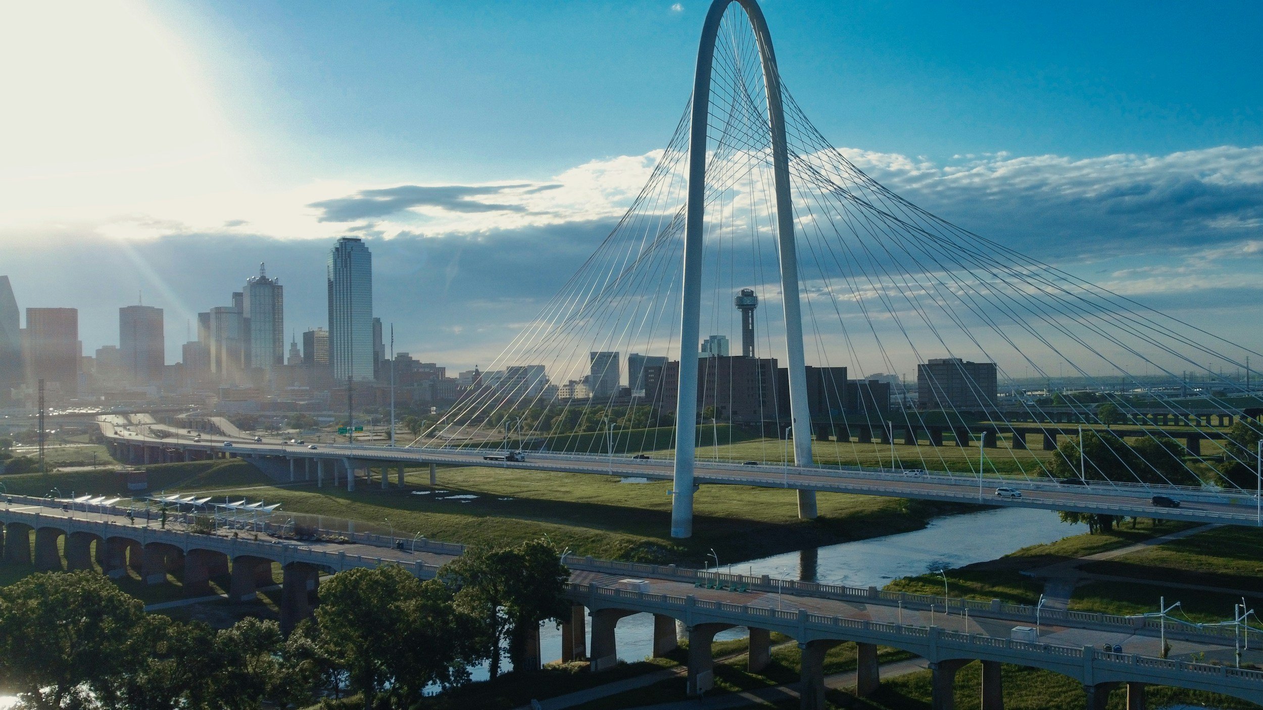 Dallas Metro Forthworth Bridge
