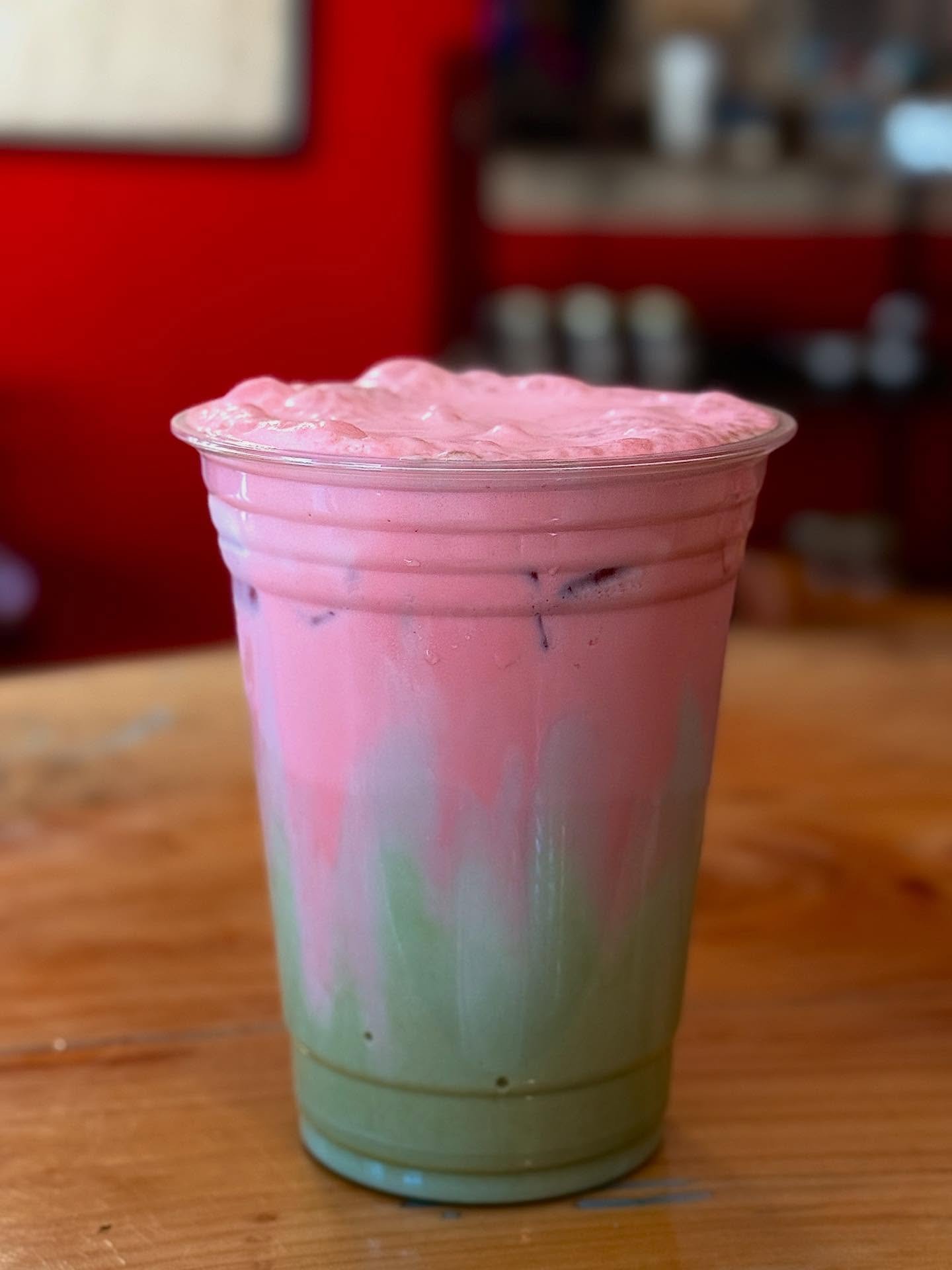 Cliffs Cafe now has COLD FOAM!!
now serving a fluffy cold foam to go with your iced coffee or iced matcha ☁️✨
Flavors:
-strawberry
-raspberry
-cherry
-lavender 
-french vanilla
-caramel 
-chocolate