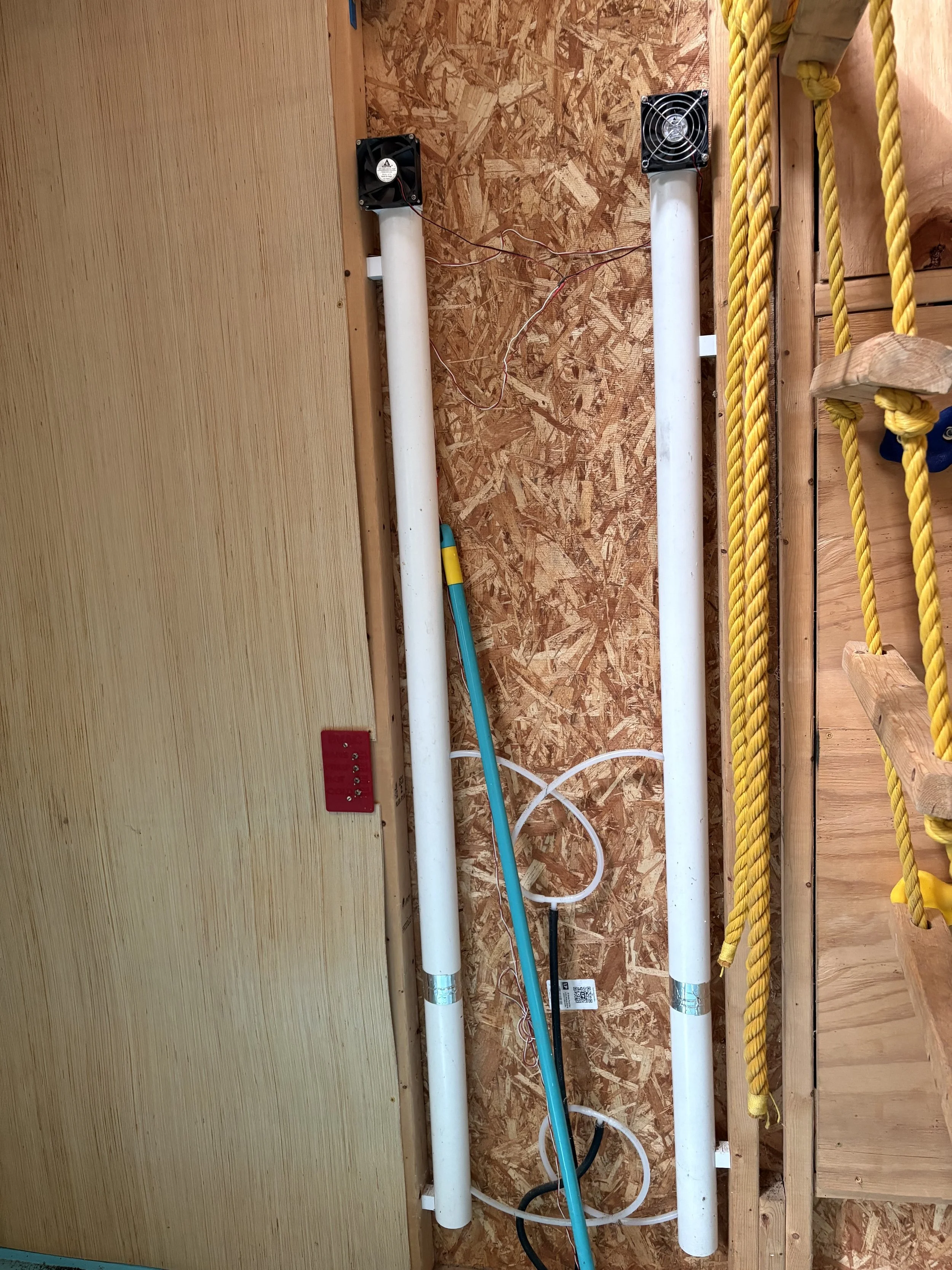 Cold water coil based air conditioning system using commonly available commercial products.