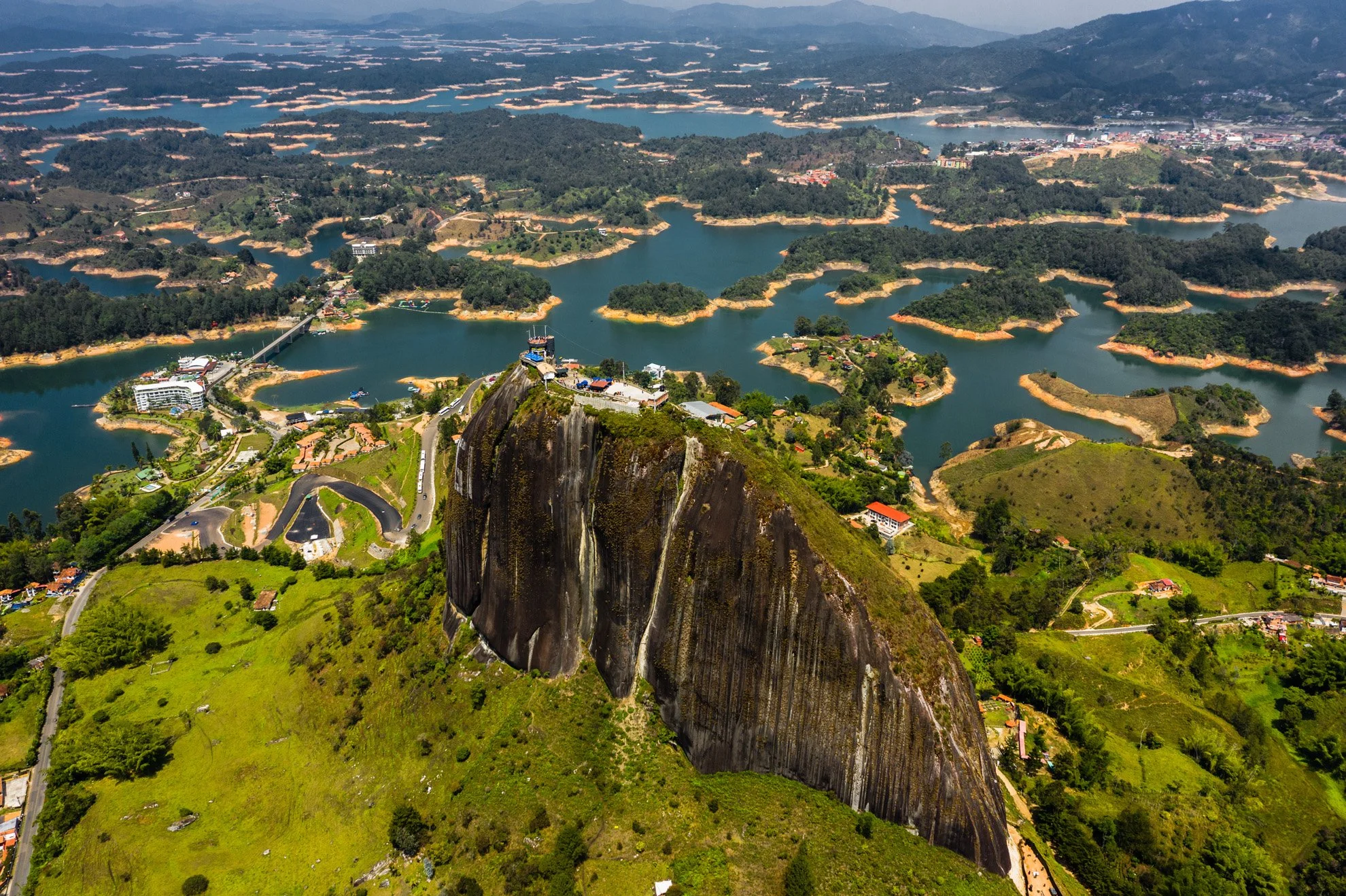 Guatape-tour-2-2.jpg