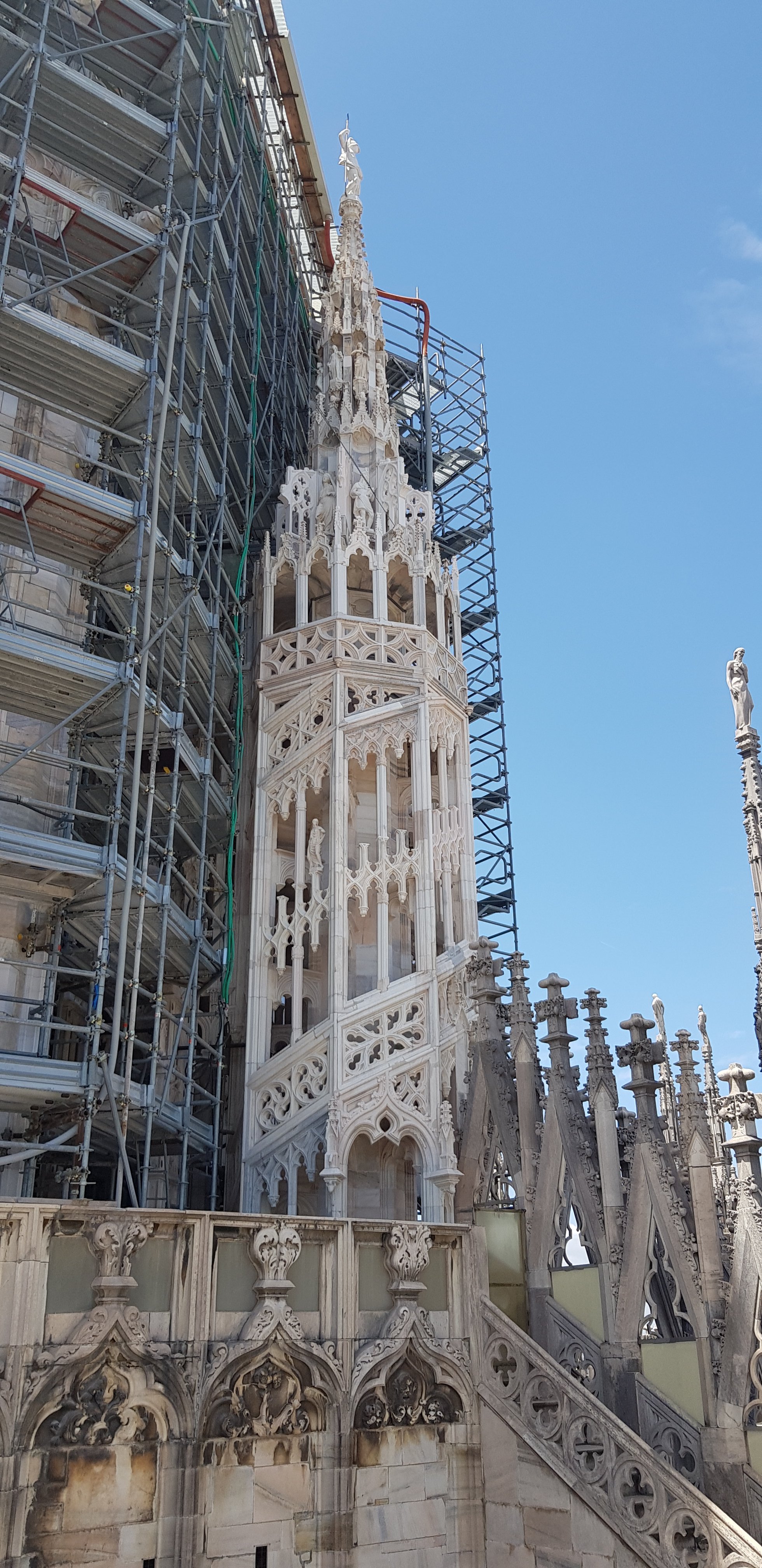 Il duomo di Milano 6.jpg