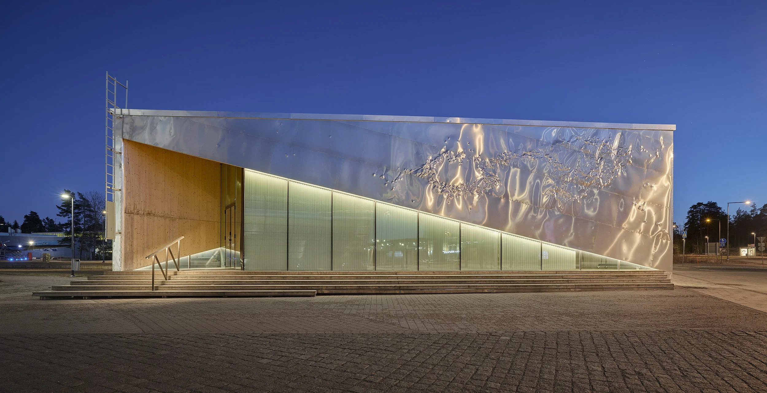 Aviapolis X Pavilion. Huttunen-Lipasti Arkkitehdit. Zynopsis Visuals.