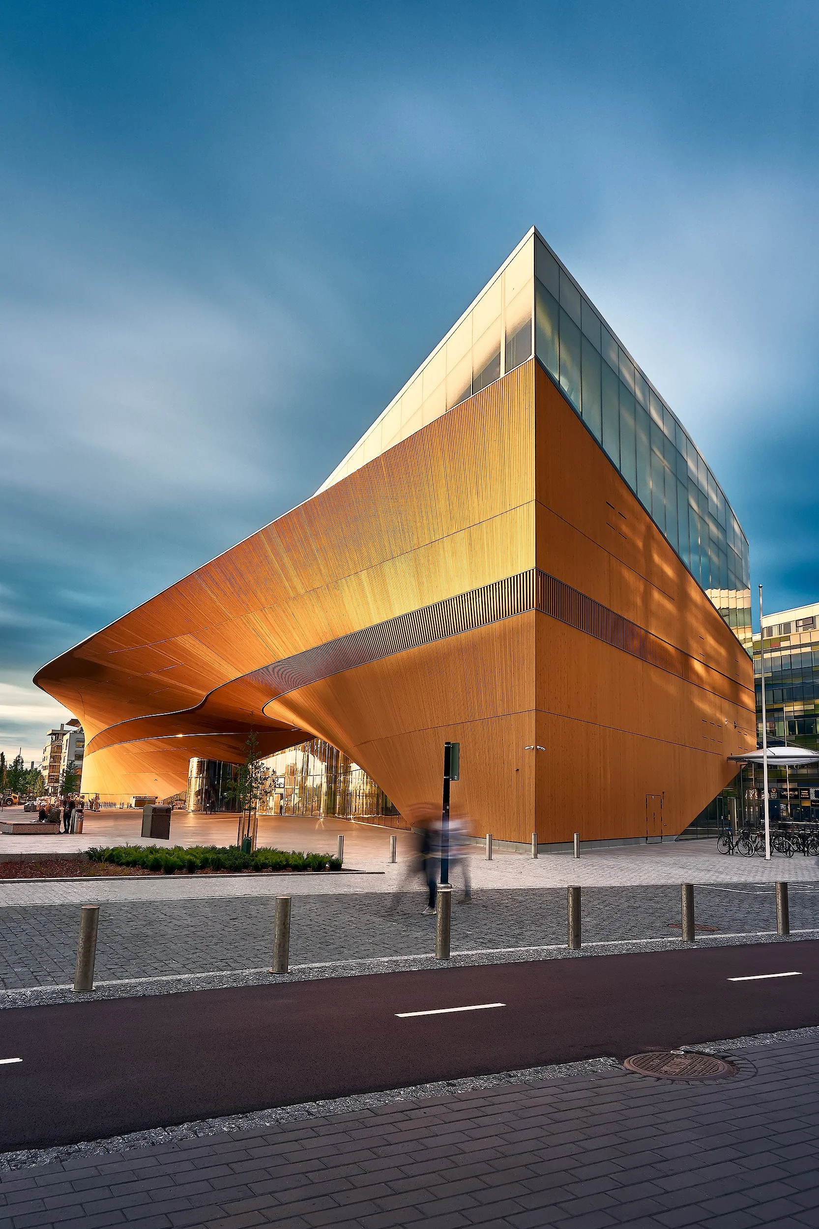 Oodi Library sunset longexpo.jpg