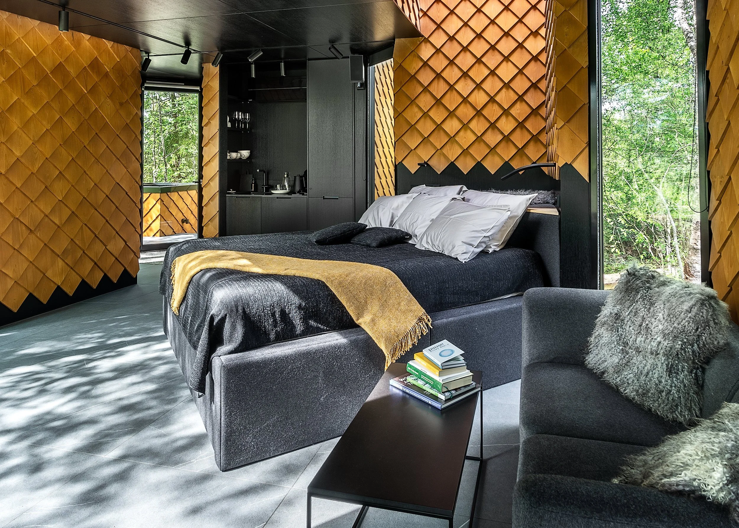 _DSC0989-HDR-1 copy-2500x1786px.jpg