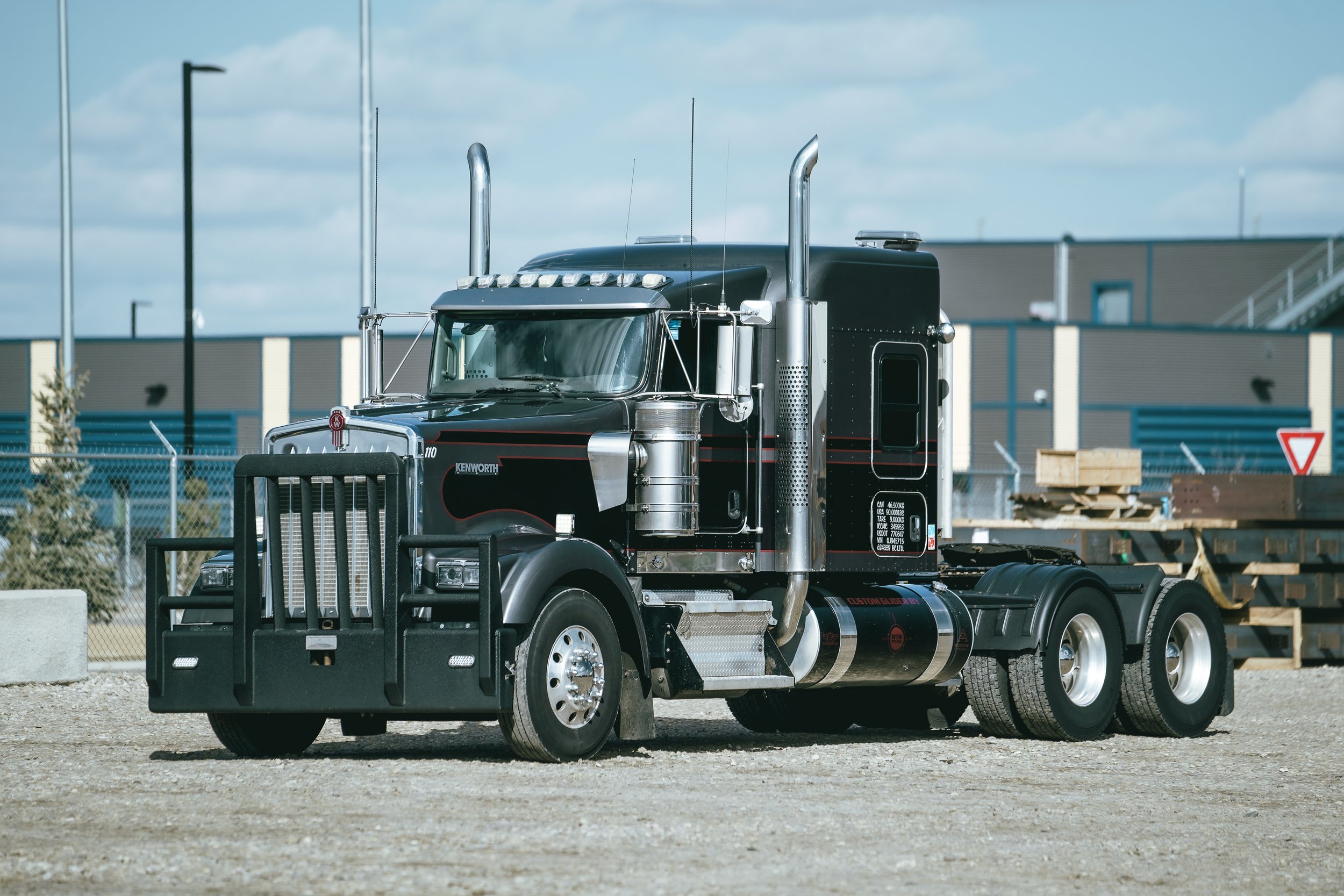 2020 Kenworth W900