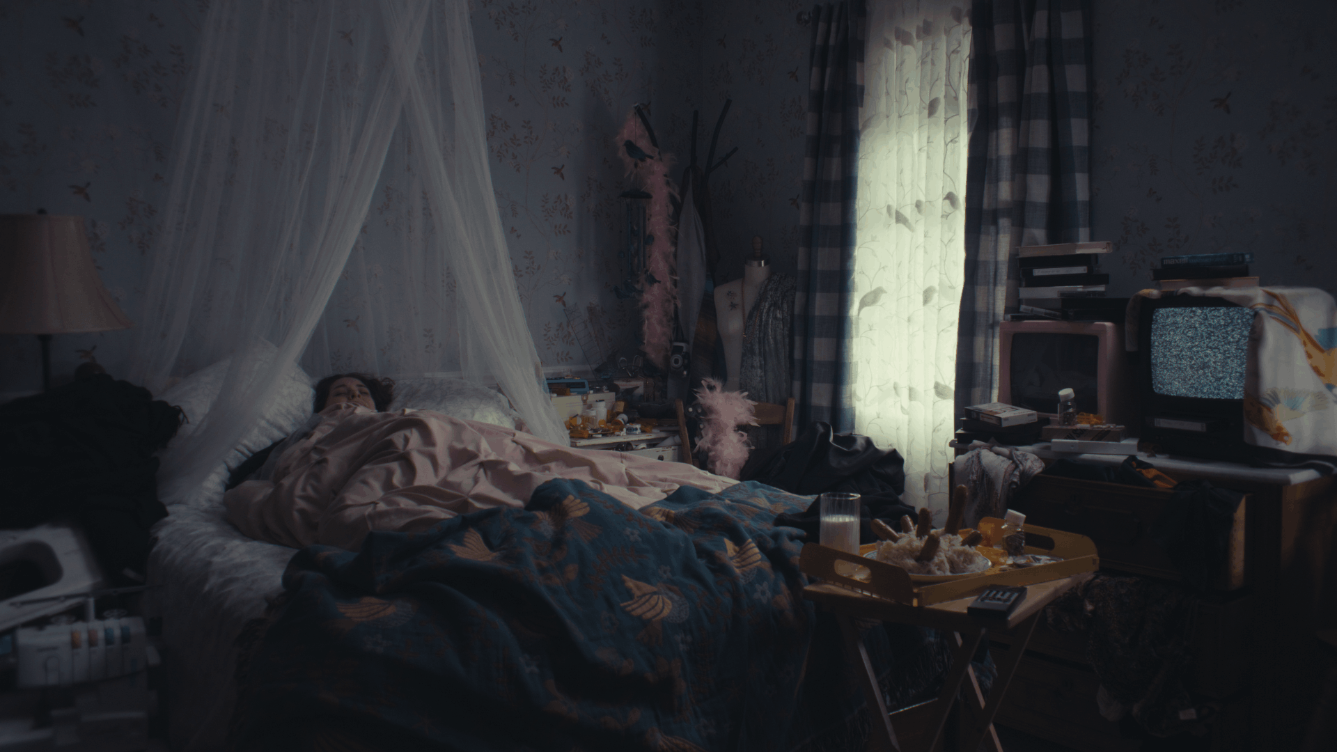 STILLS DAY 1_1.1.1.png
