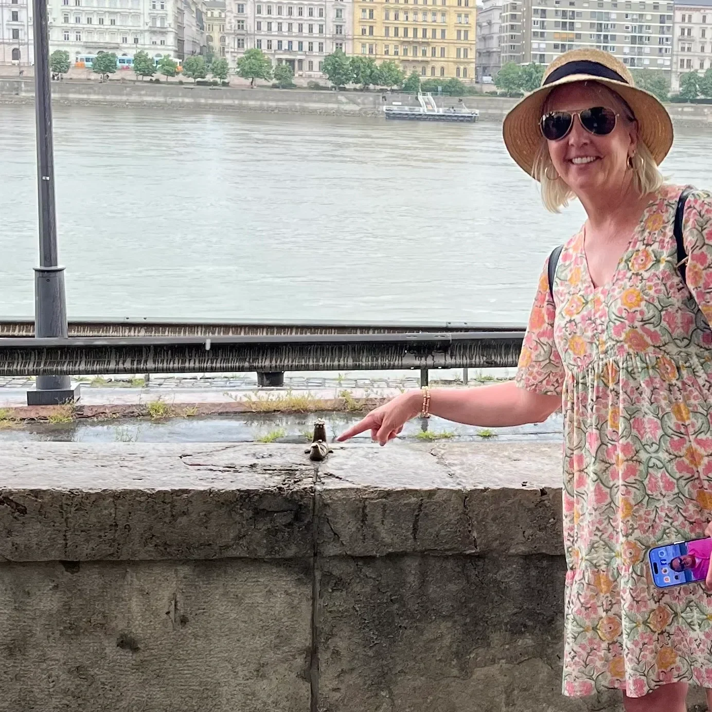 Searching For Kolodko’s Mini Statues