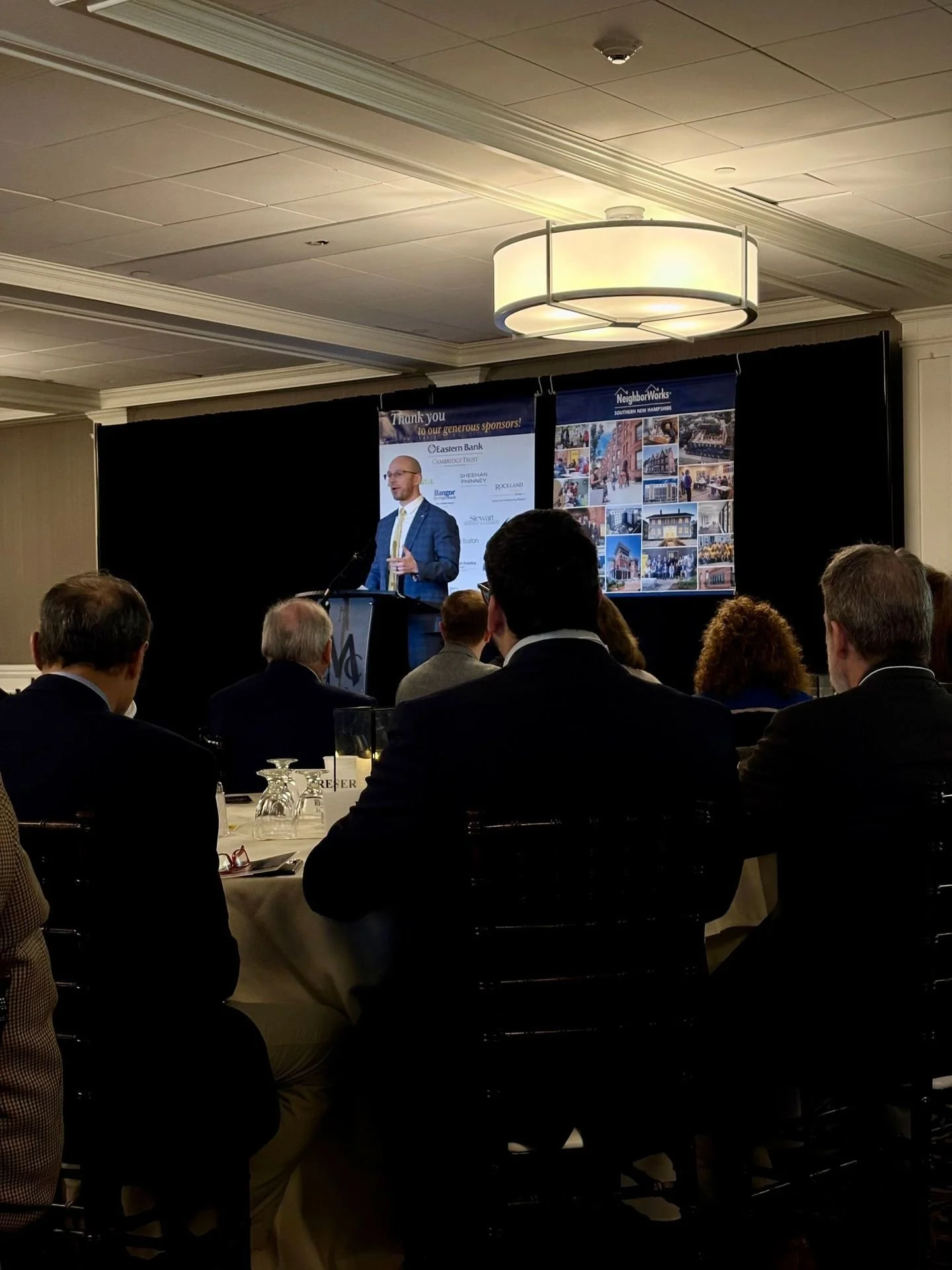 Great connecting with so many dedicated community leaders at the Southern New Hampshire NeighborhoodWorks event. 🏠  NeighborhoodWorks does incredible work supporting affordable housing initiatives, community development, and financial empowerment pr