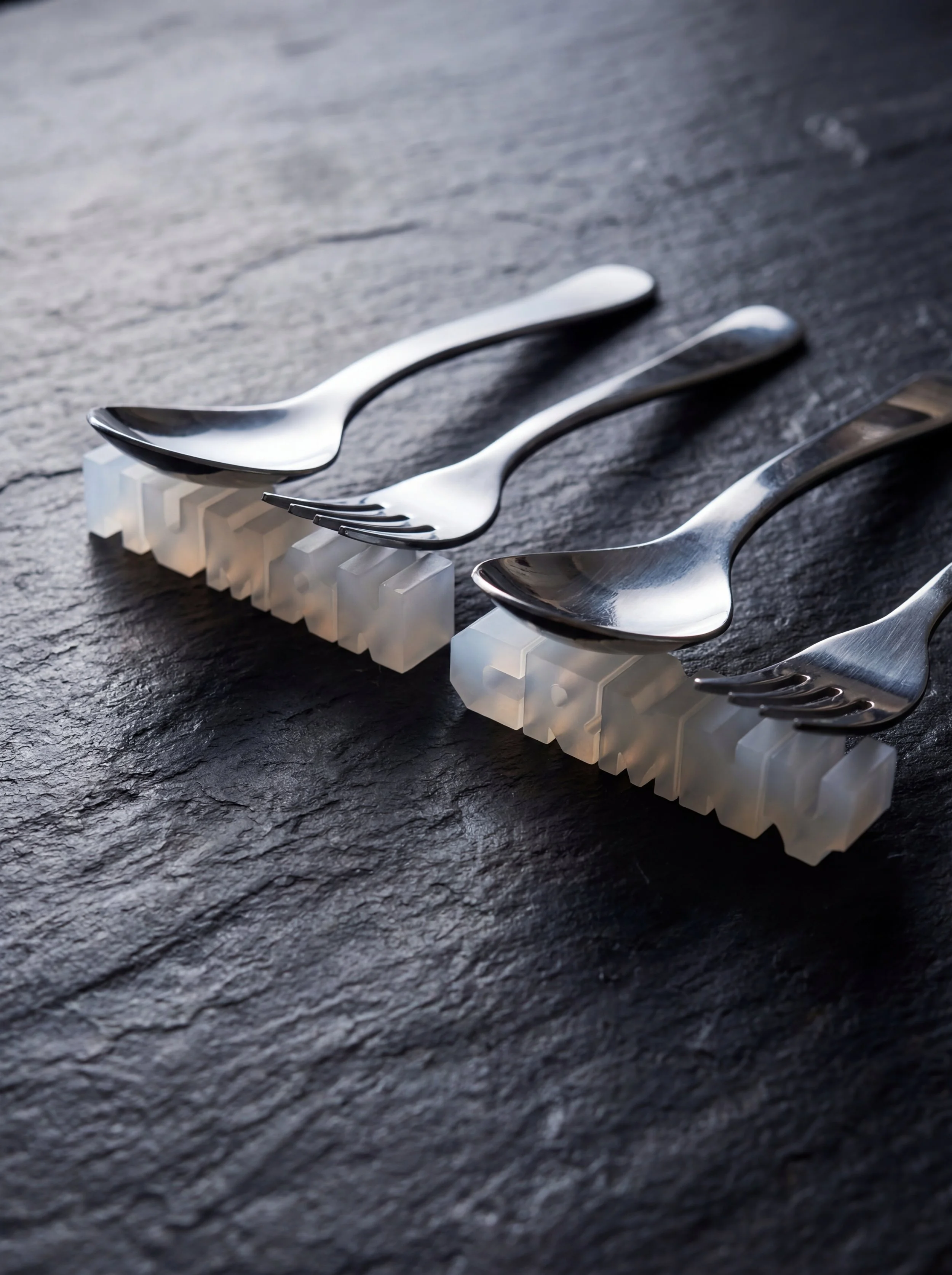 Totem Cutlery Rest