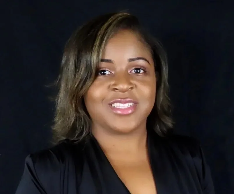 Lauren Francois LCSW, teen therapist for girls and young women in Atlanta and Georgia
