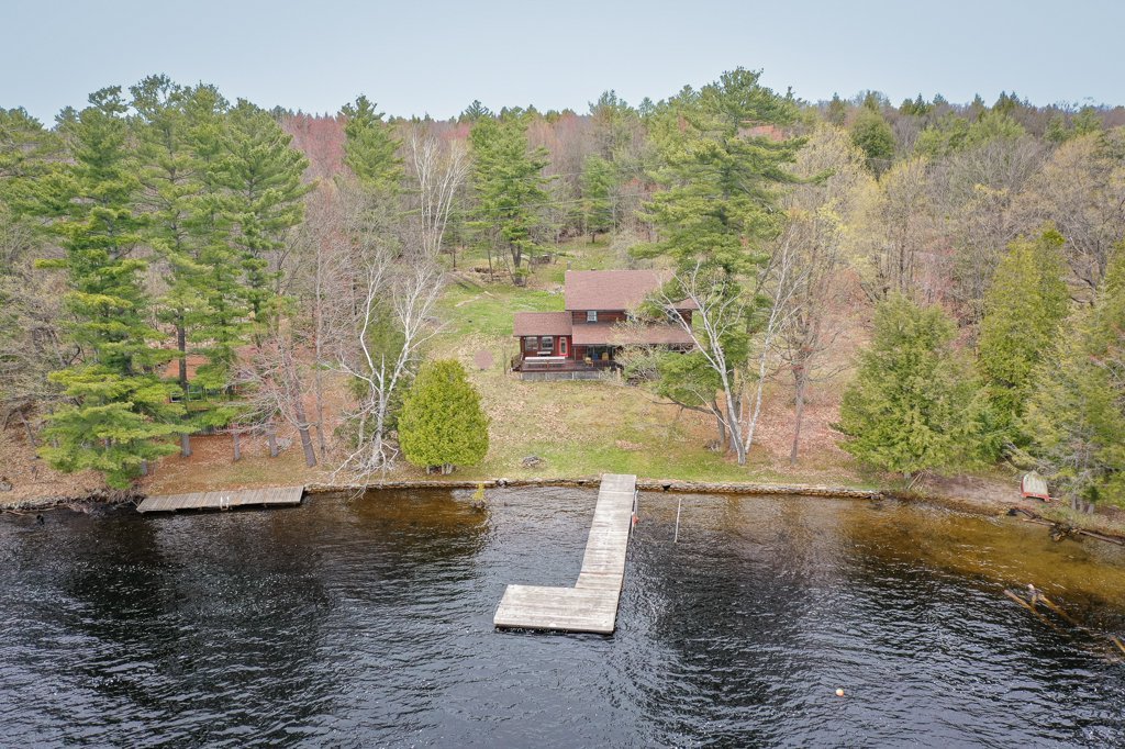 748 White Falls Road. Georgian Bay, ON 