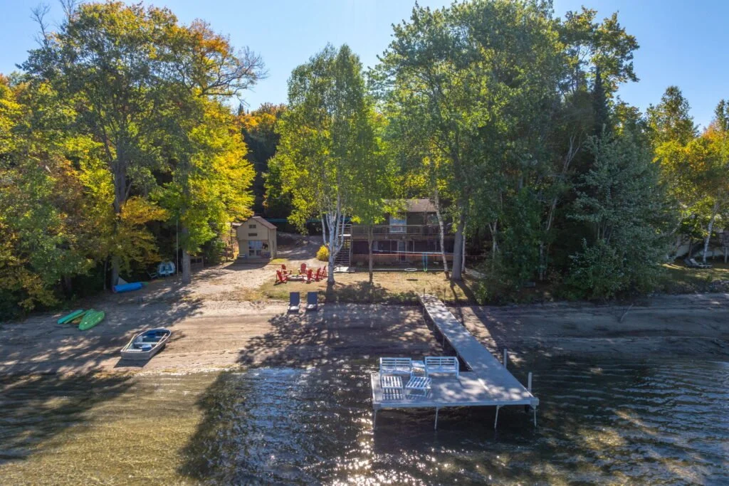 1100 Sonora Drive. Algonquin Highlands, ON