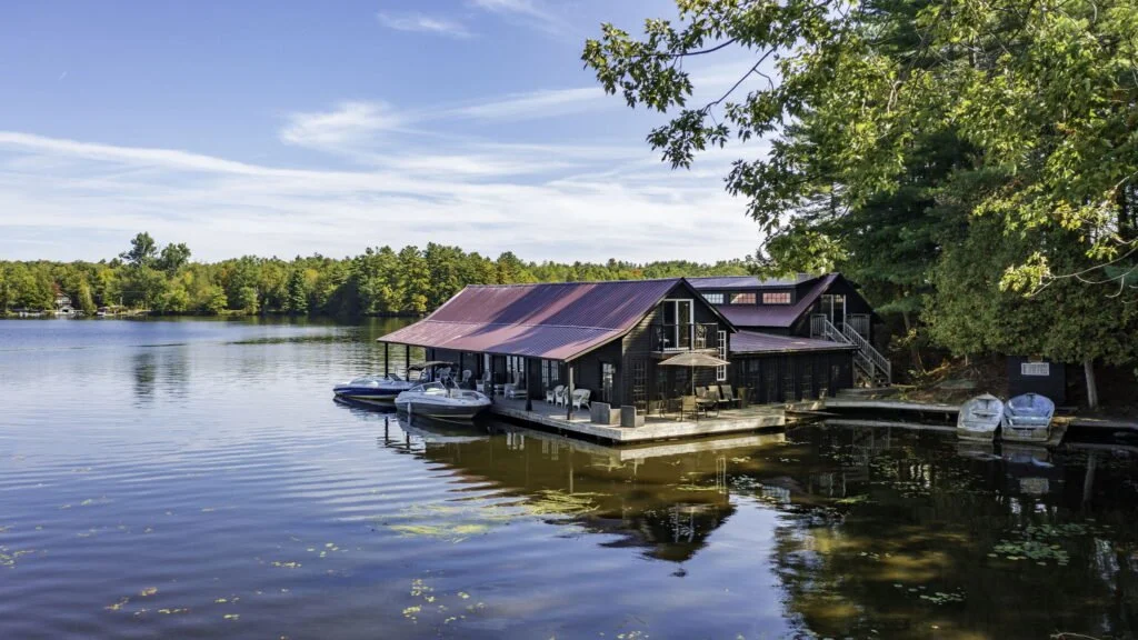 34-M69A Tondorn Island. Beaumaris, ON