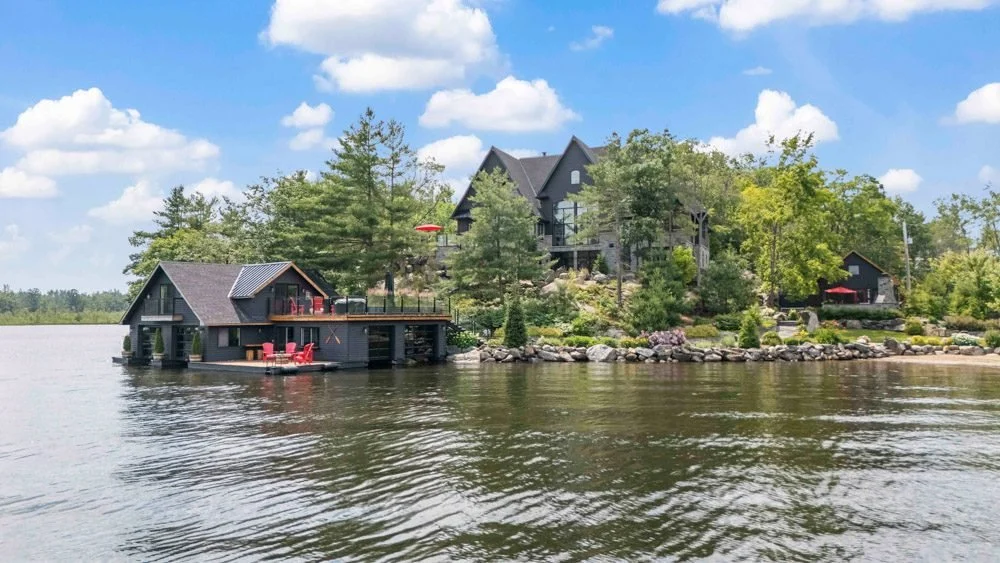 1031 Road 2900. Gravenhurst.ON