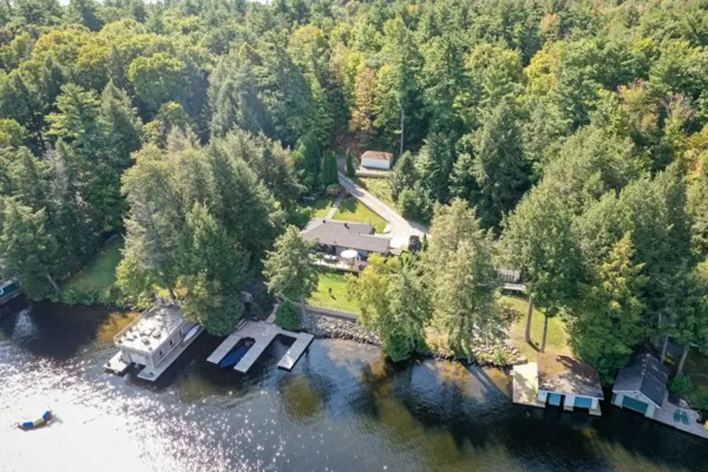 1-1018 Georgina Way. Gravenhurst. ON