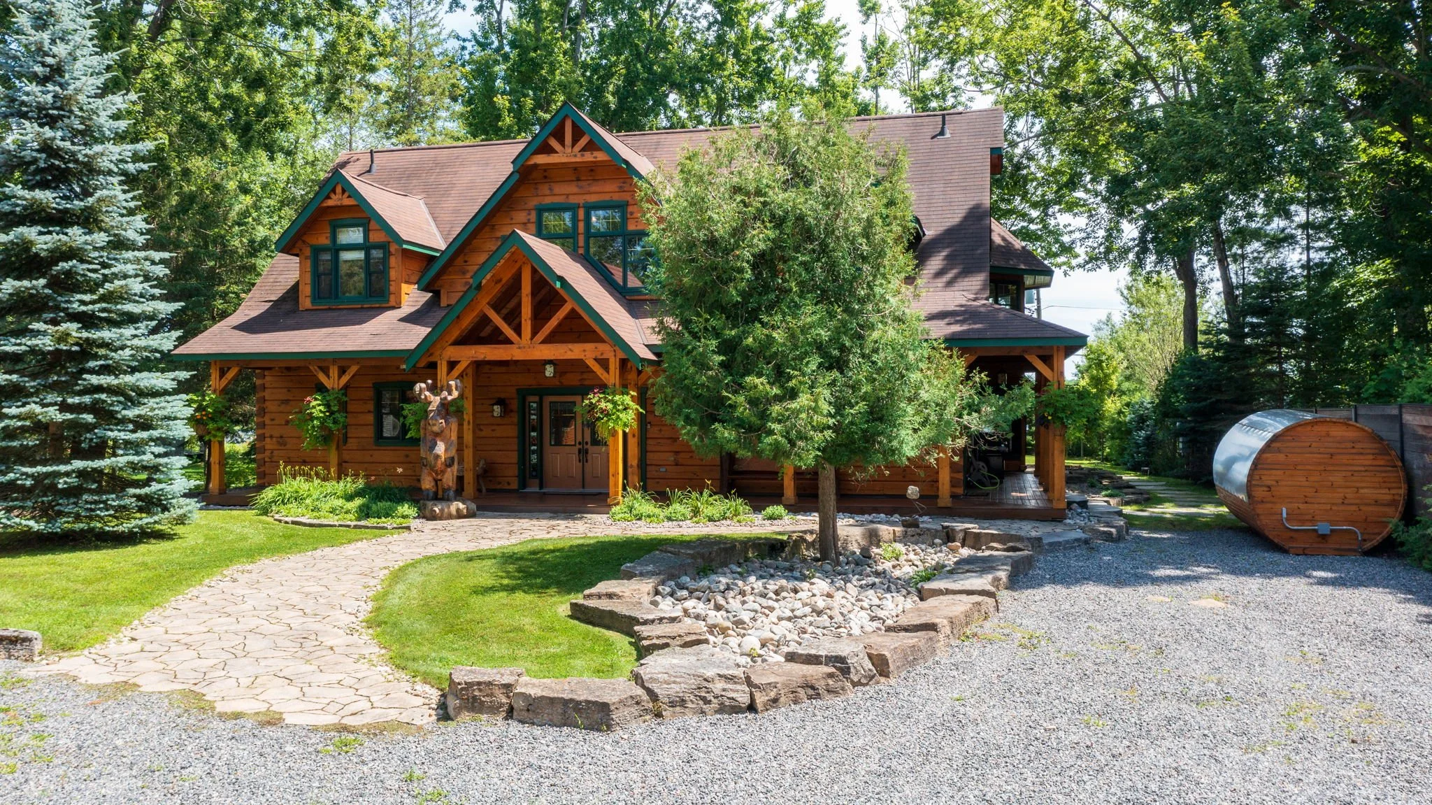 1040 7th Heaven Lane. Bracebridge. ON