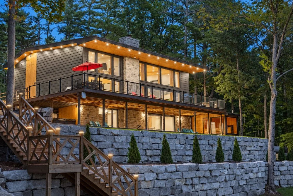 1009 Donaldson Street. Lake of Bays. ON