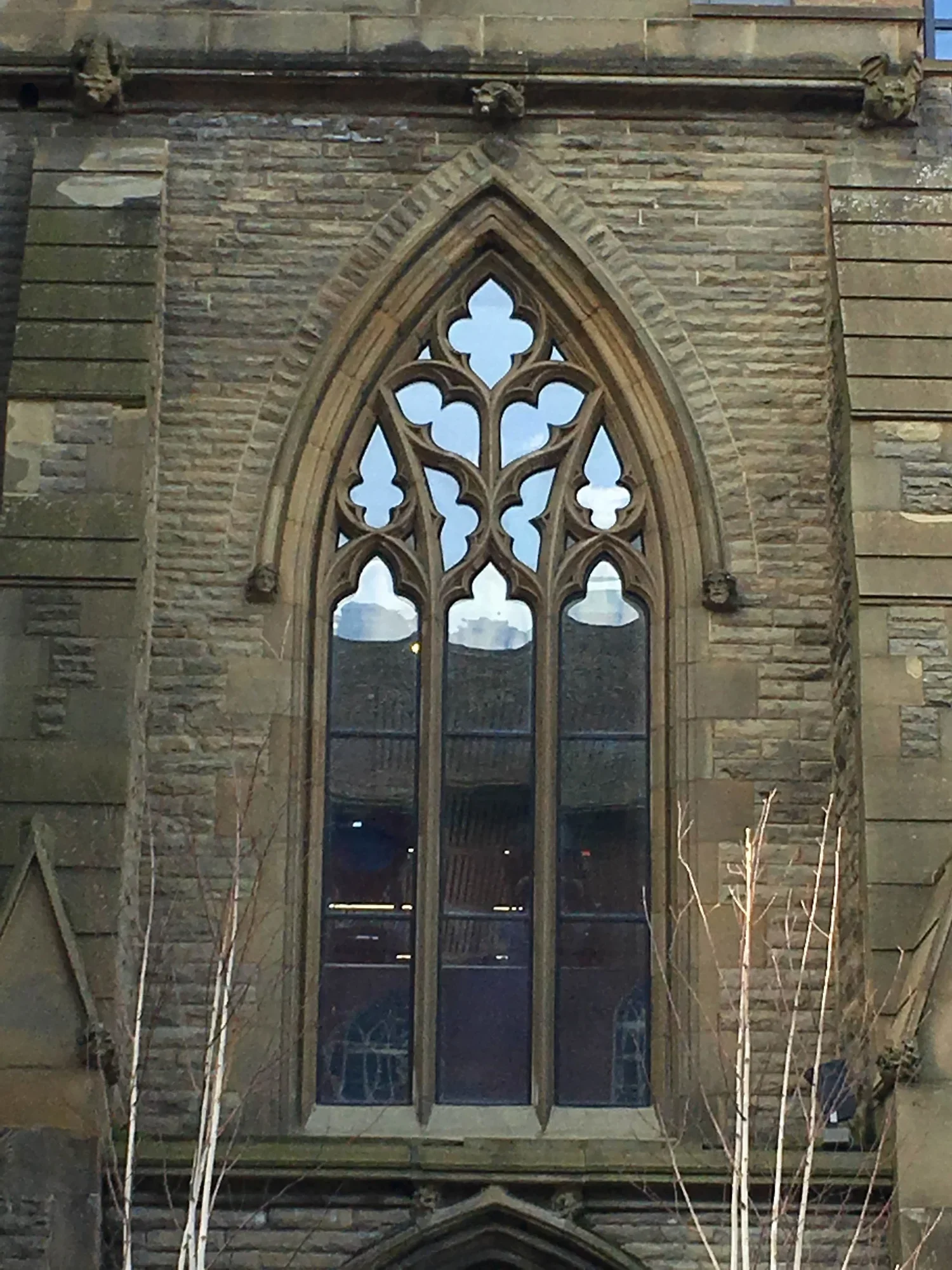 Halifax Piece Hall - Insulead® Fixed SHAPED & STACKED - STEELYTE® OPENING CASEMENTS 9.webp