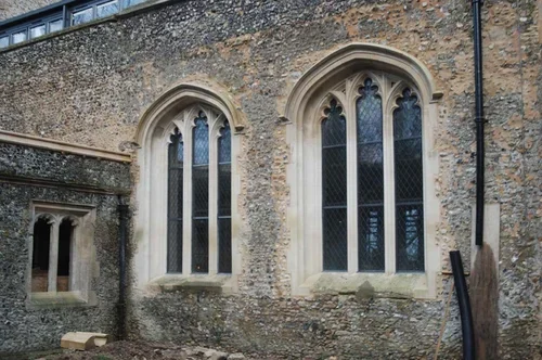 St Bartholomews - Insulead® Fixed Units · Steelyte® opening casements · encapsulated leaded lights 2.webp
