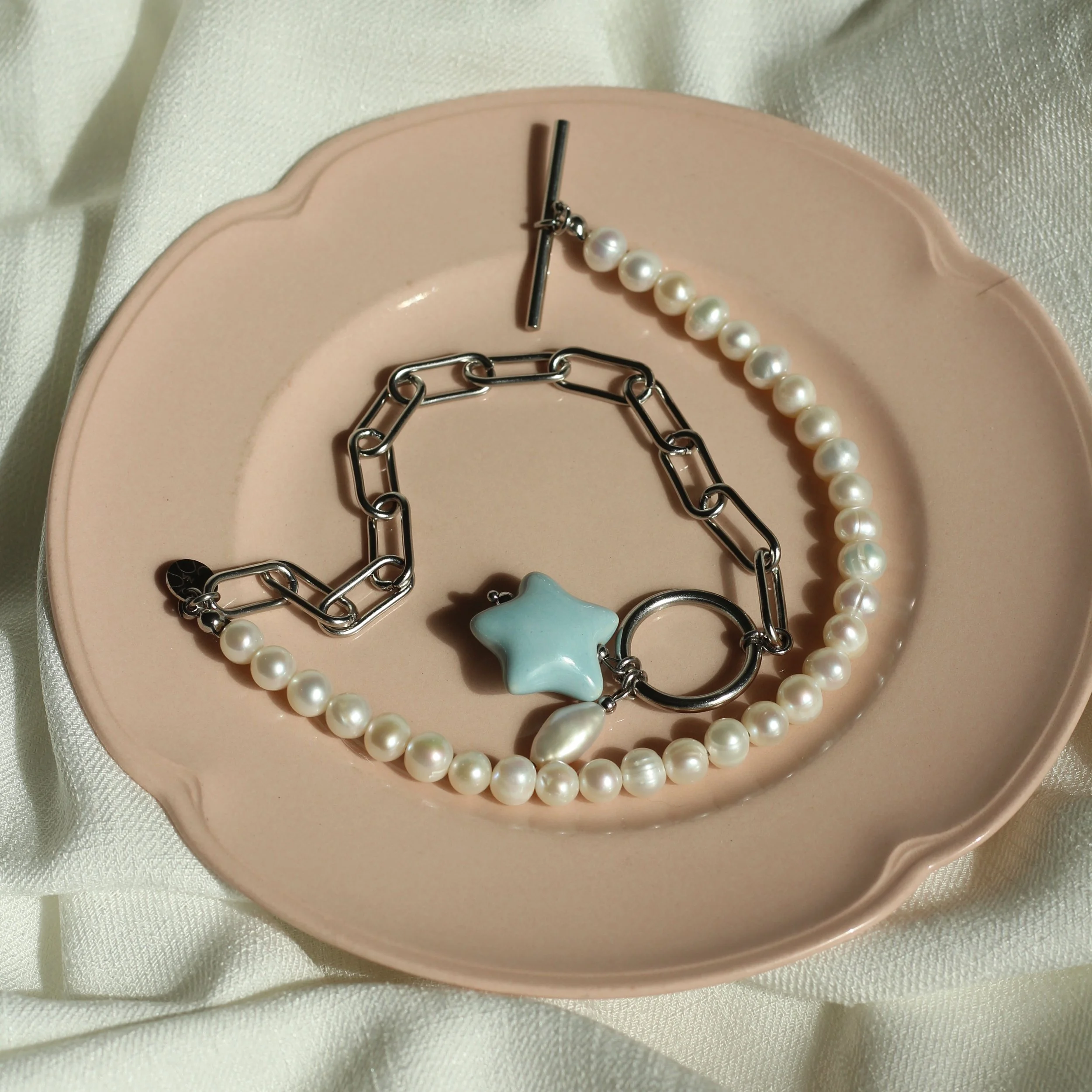 Siren halfpearl necklace (silver)