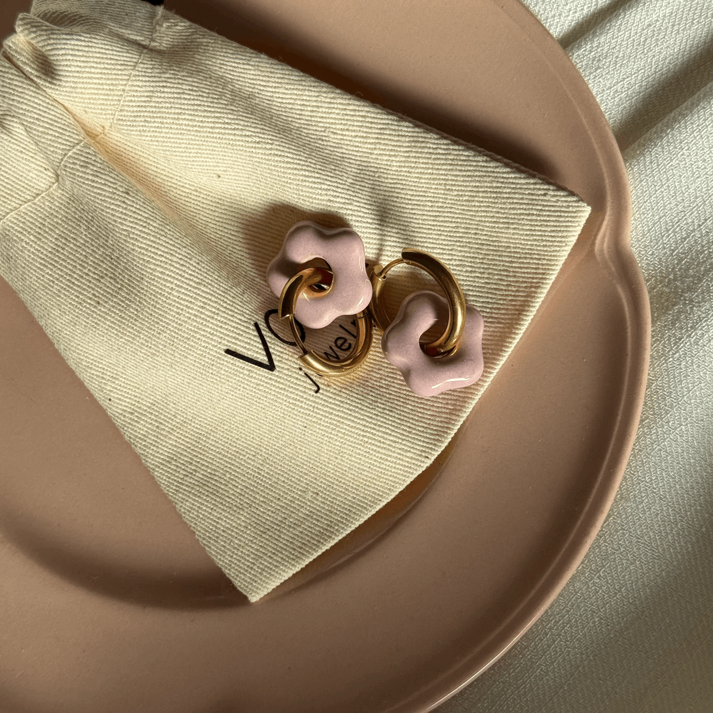 Flora light pink (golden)