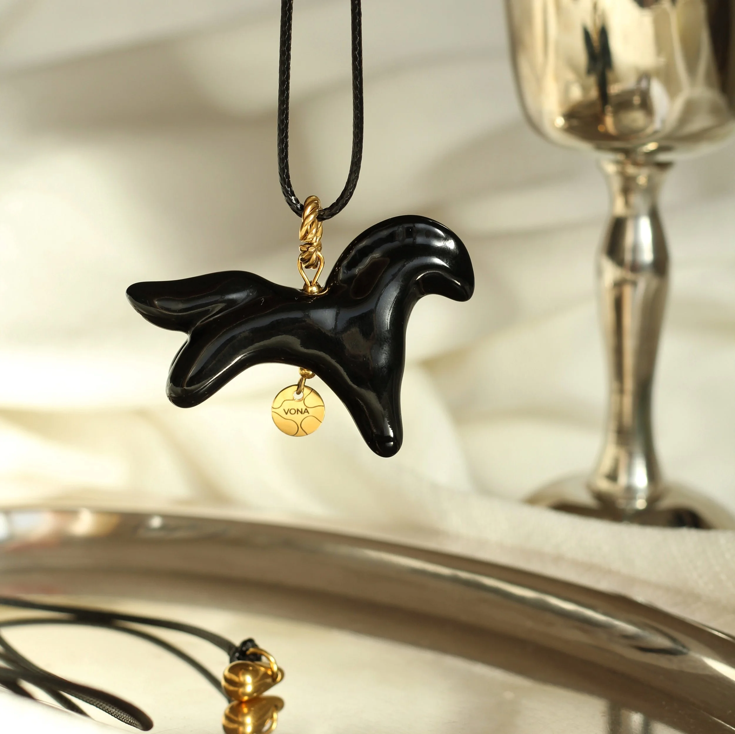 Spirit black (golden)