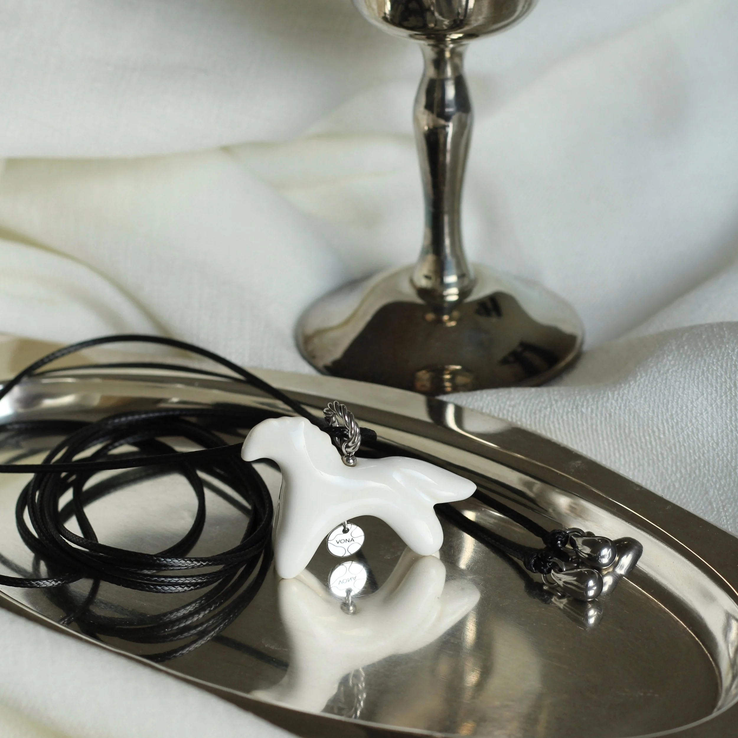 Spirit white (silver)