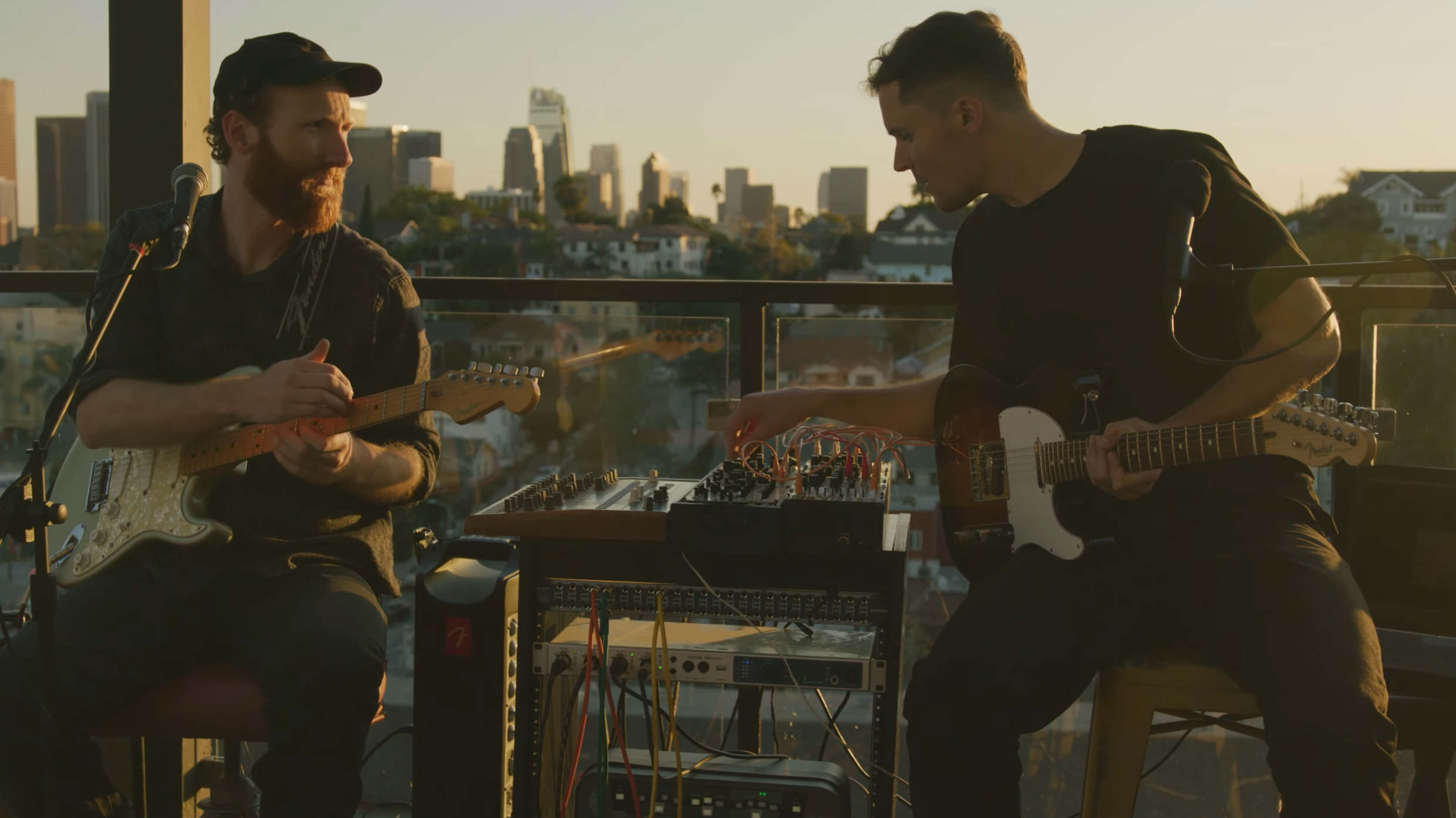 'LOW' - LIVE - ARSWAIN | DIRECTOR