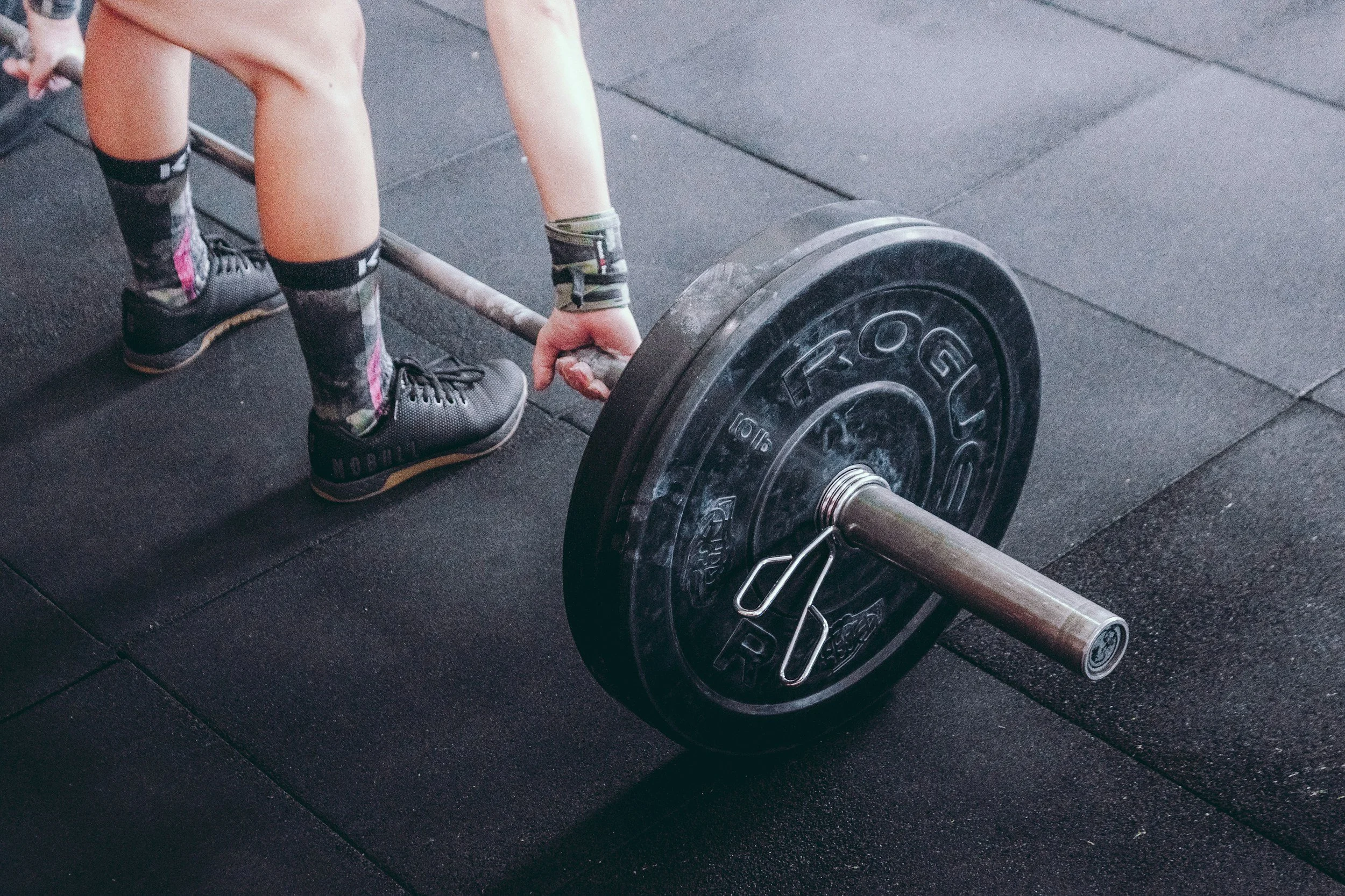 How to Balance Plant-Based Nutrition with Strength Training as a Woman