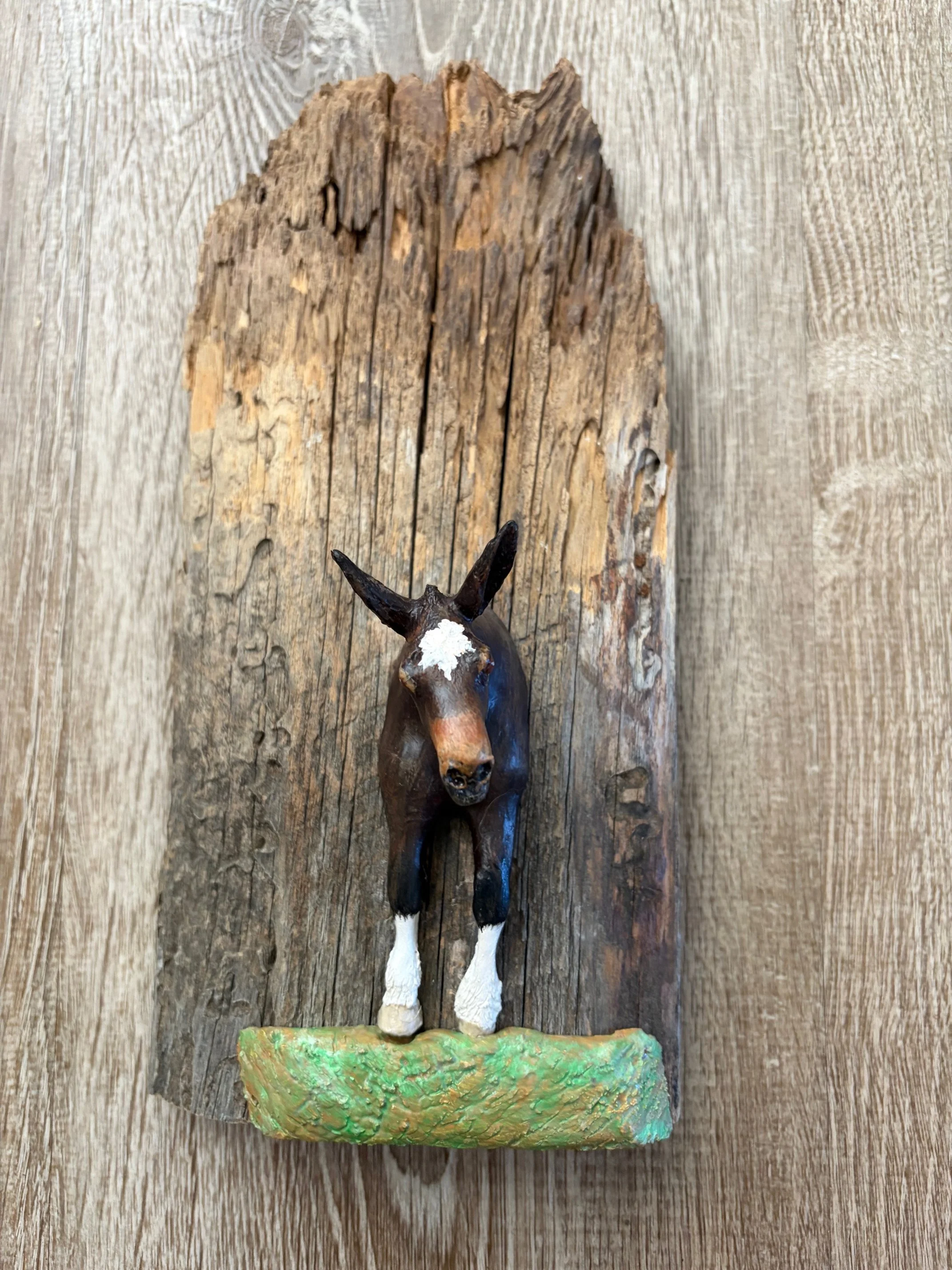 "Mule Barnwood"